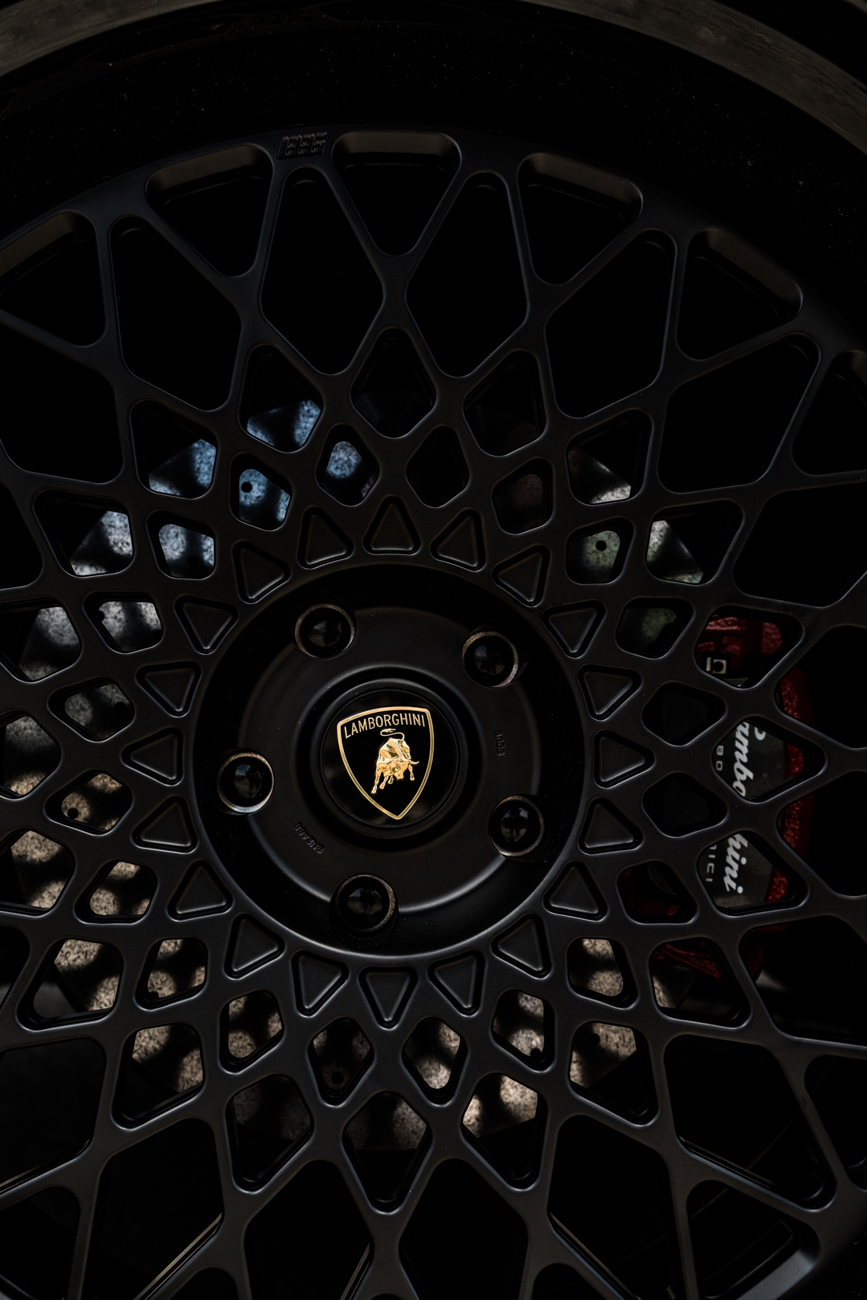 Lamborghini Urus | Rosso Mars | on 1886 S009 | Satin Black