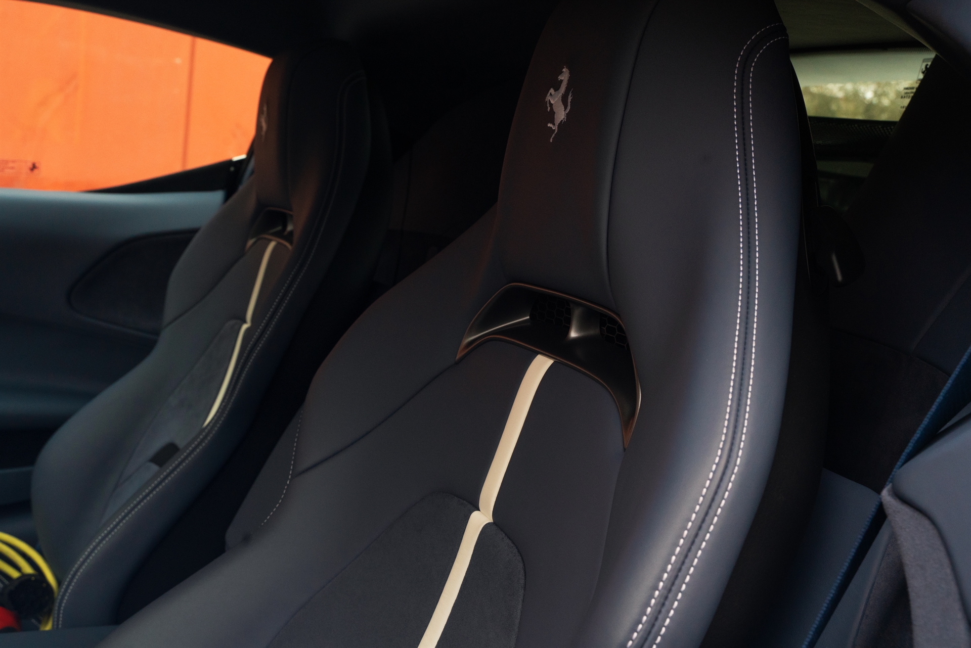 Ferrari SF90 | Bianco Avus | on 1886 G010 | Polished Liquid Smoke