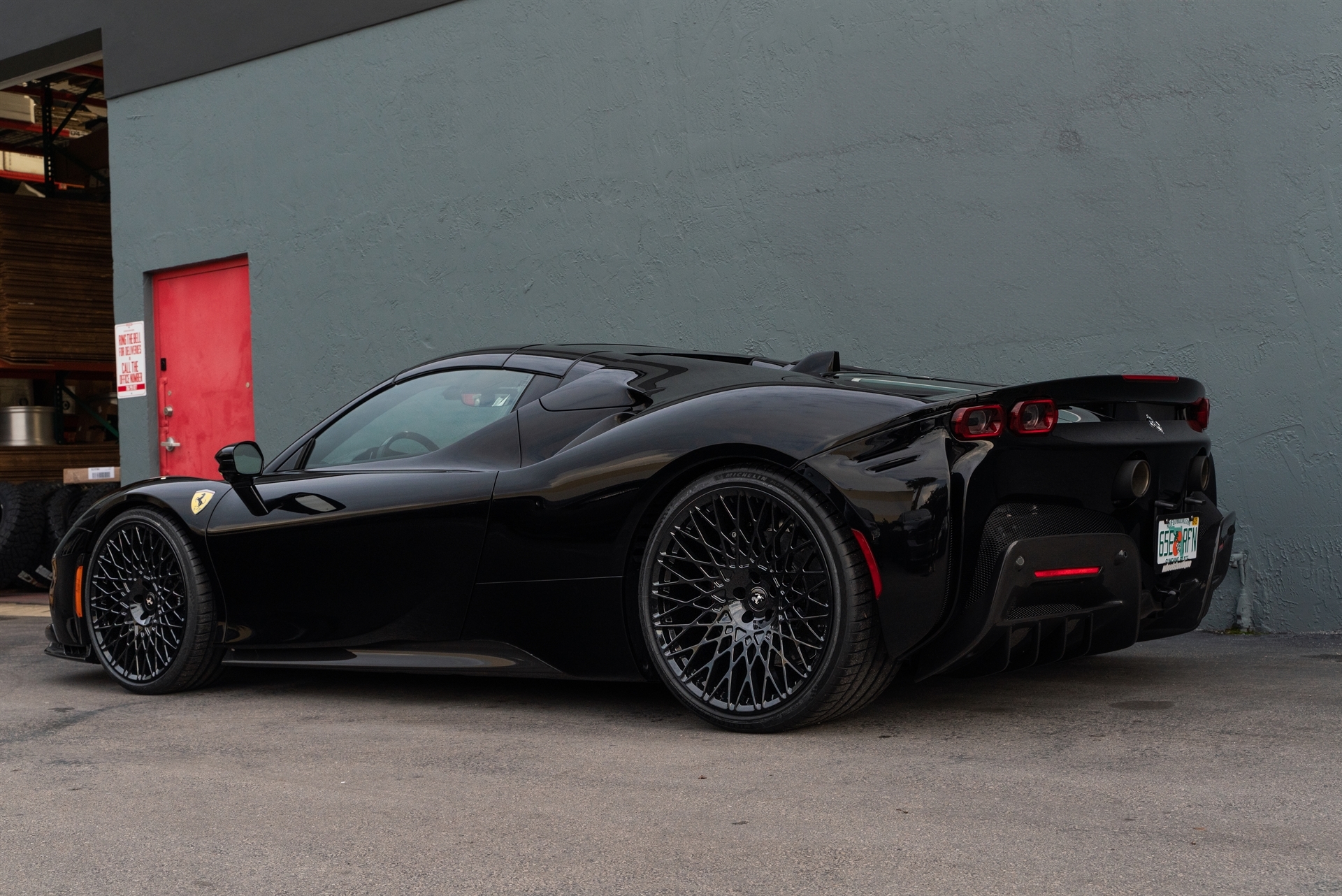 Ferrari SF90 | Nero | on HRE 501M | Gloss Black