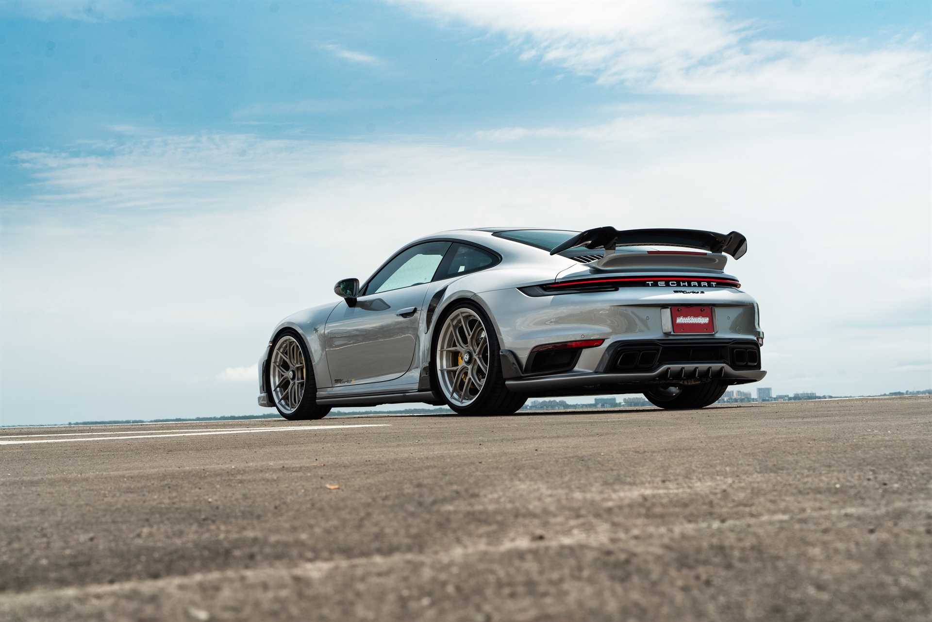 TECHART 992 Turbo S | GT Silver | on HRE S101SC | Satin White Gold