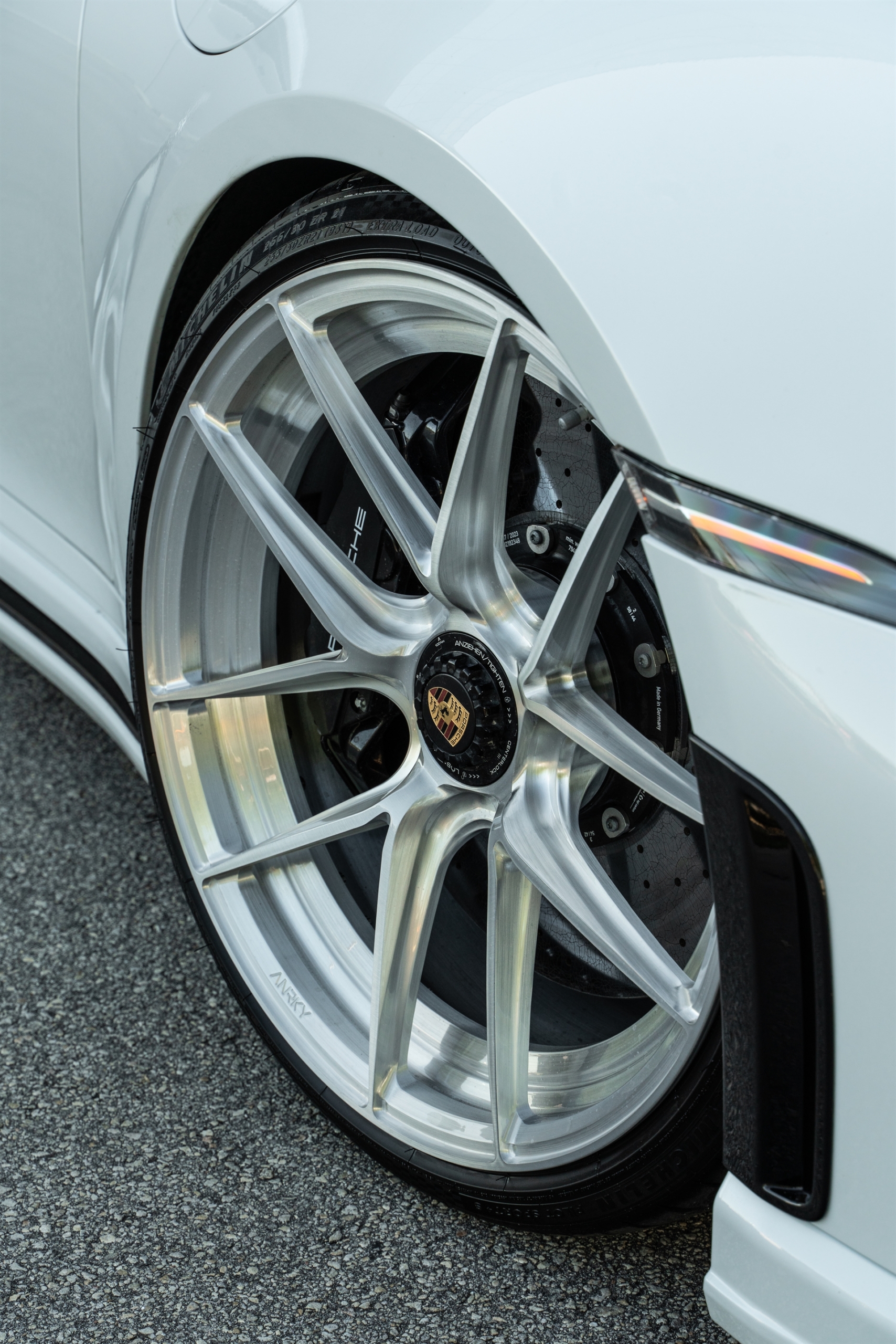 TECHART 992 Turbo S | Carrera White | on ANRKY XR-201 | Brushed Clear