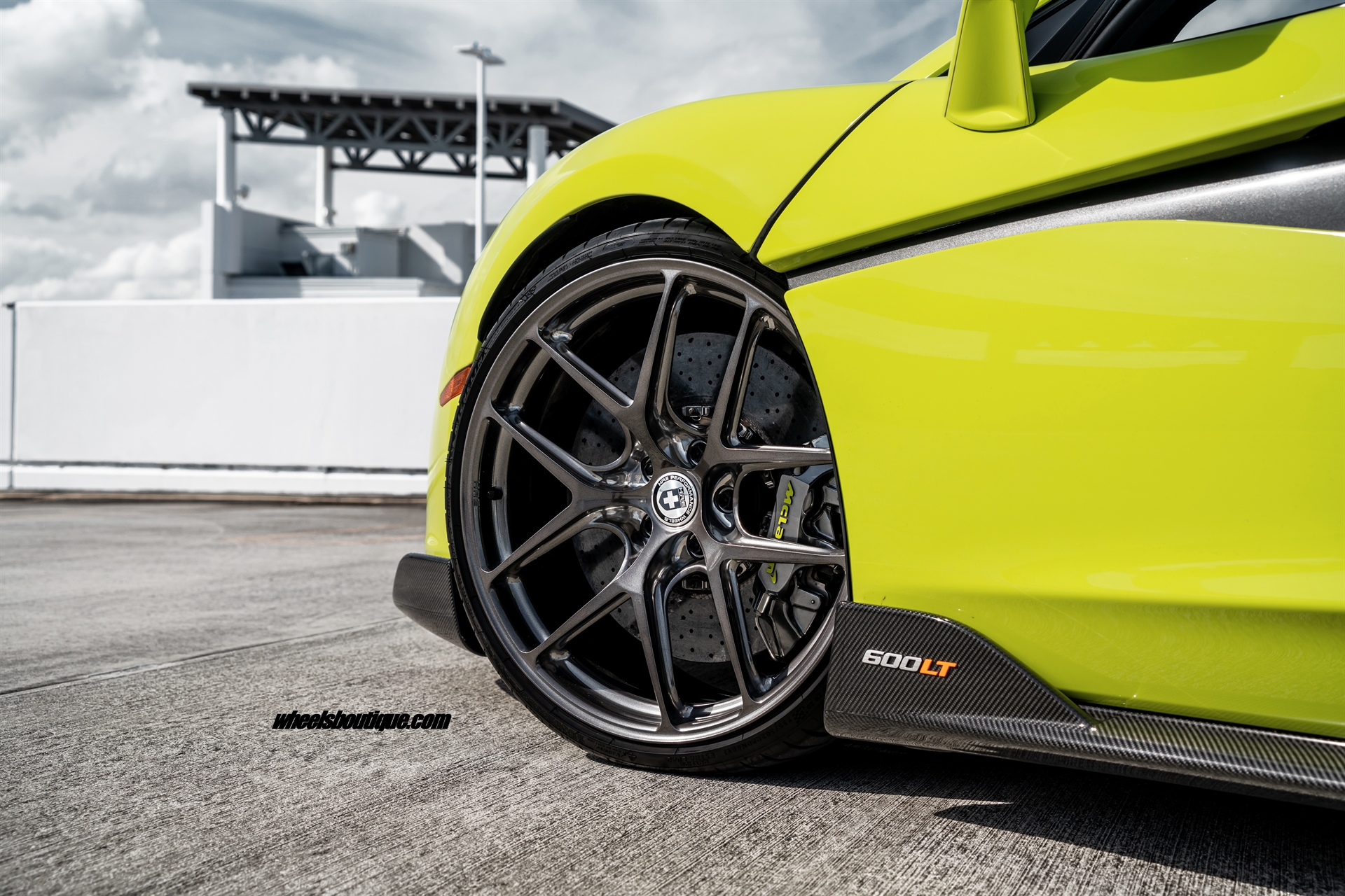 MCLAREN 600LT SPIDER ON HRE R101 LIGHTWEIGHT