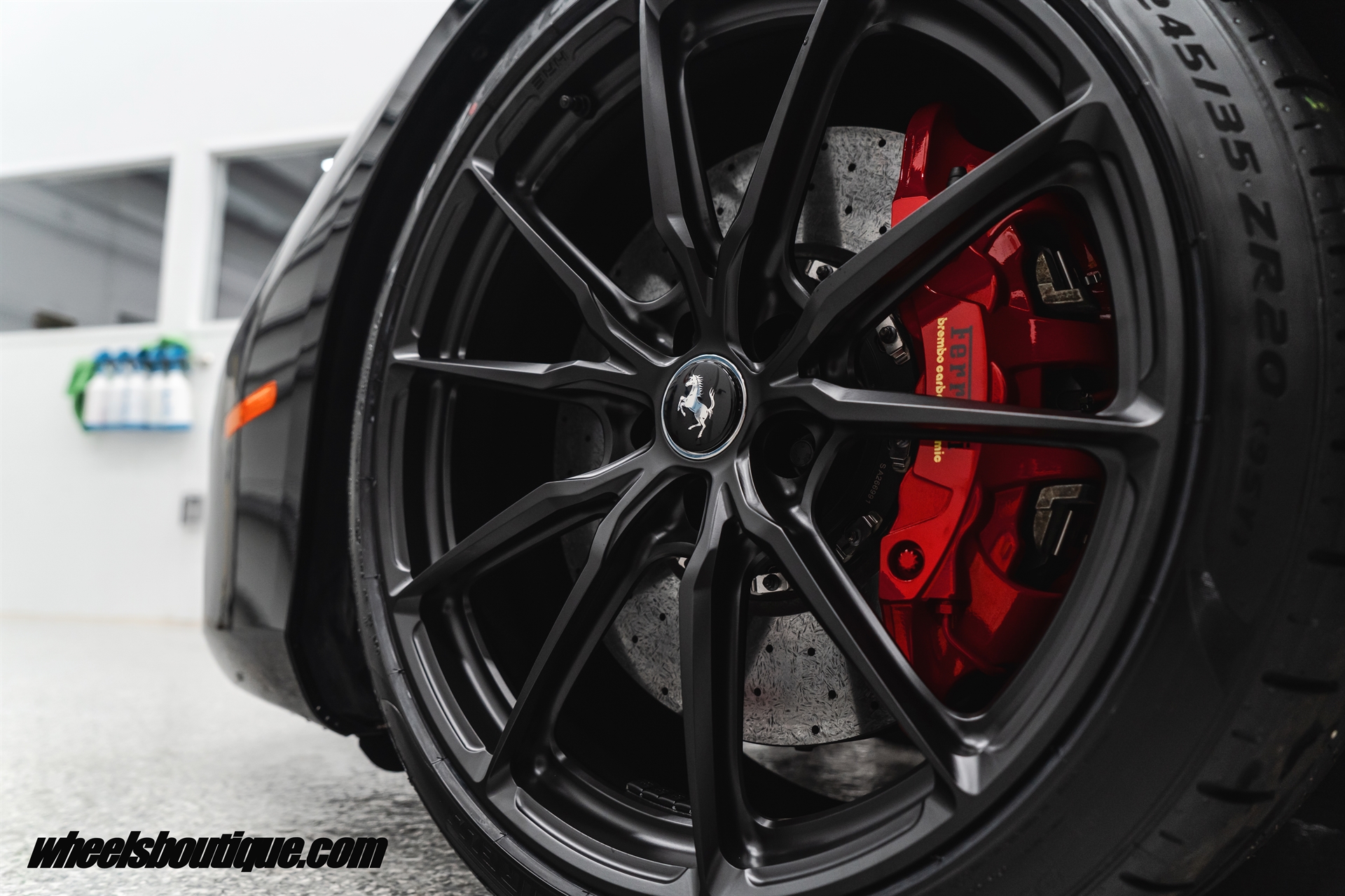 Ferrari 488 Spider | Nero | HRE P104SC | Satin Black