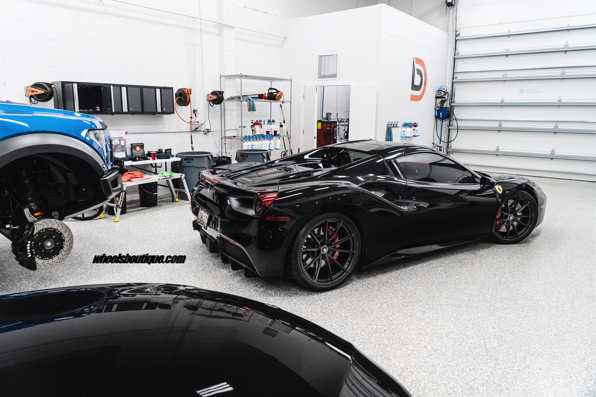 Ferrari 488 Spider | Nero | HRE P104SC | Satin Black