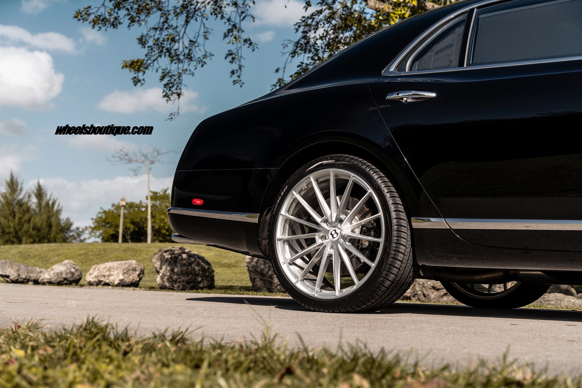 ANRKY AN19 | Bentley Mulsanne