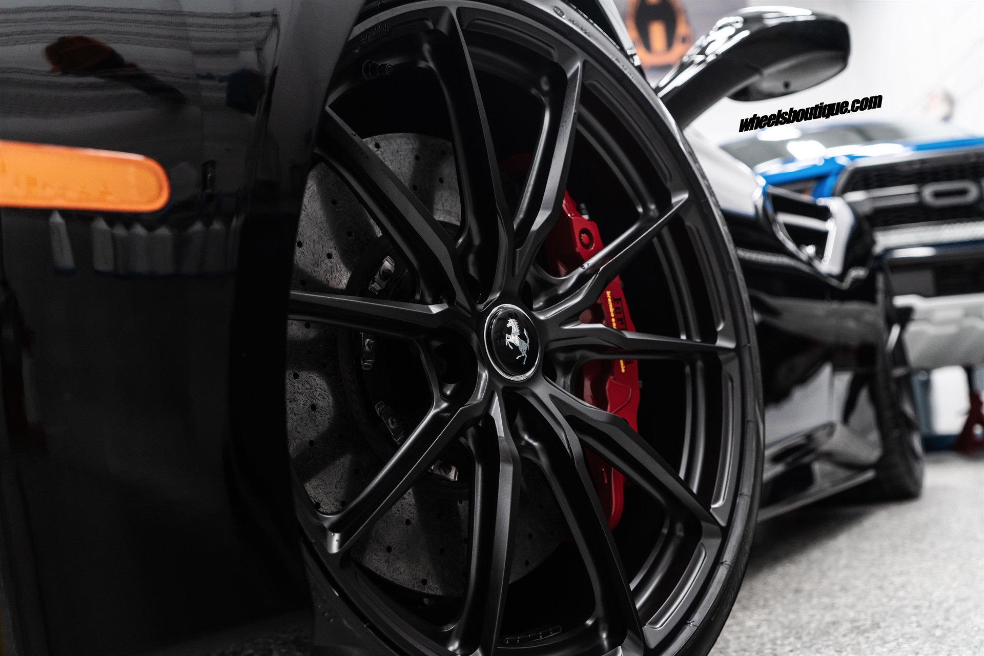 Ferrari 488 Spider | Nero | HRE P104SC | Satin Black