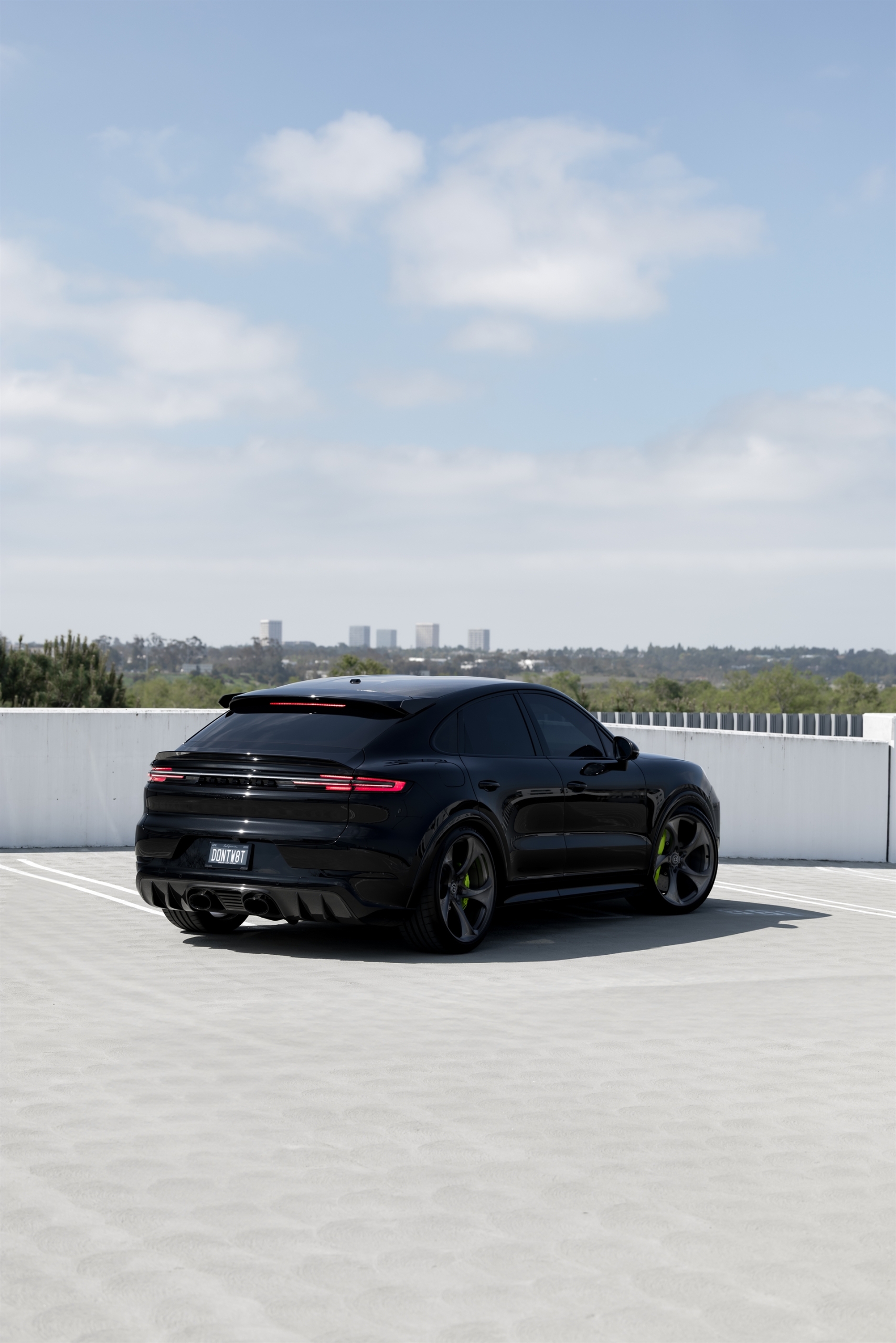Porsche Cayenne on HRE 522M