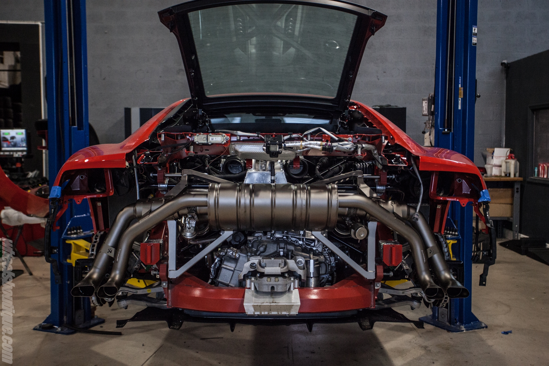 Akrapovic Exhaust Install – Audi R8 V10 (2017)