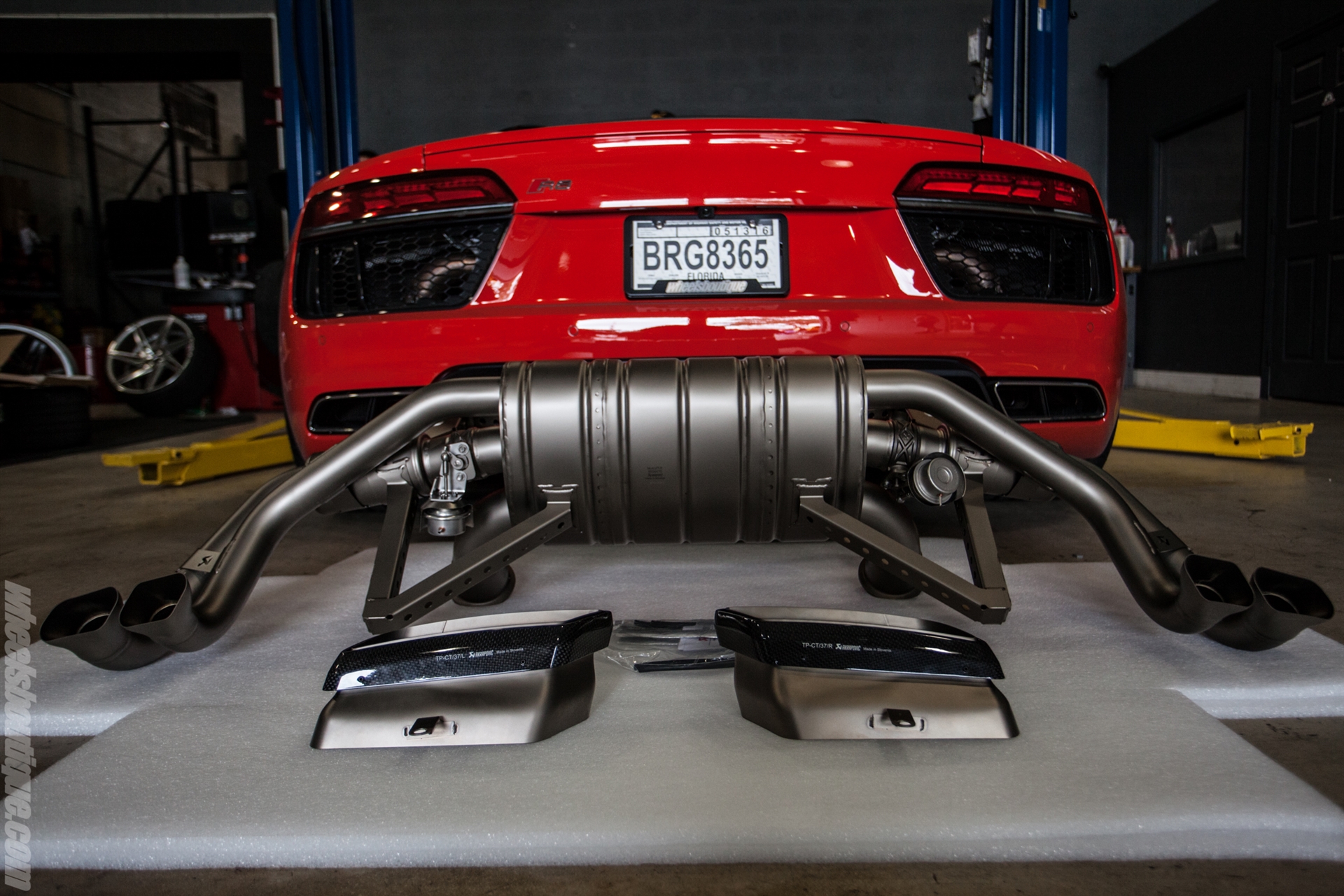 Akrapovic Exhaust Install – Audi R8 V10 (2017)