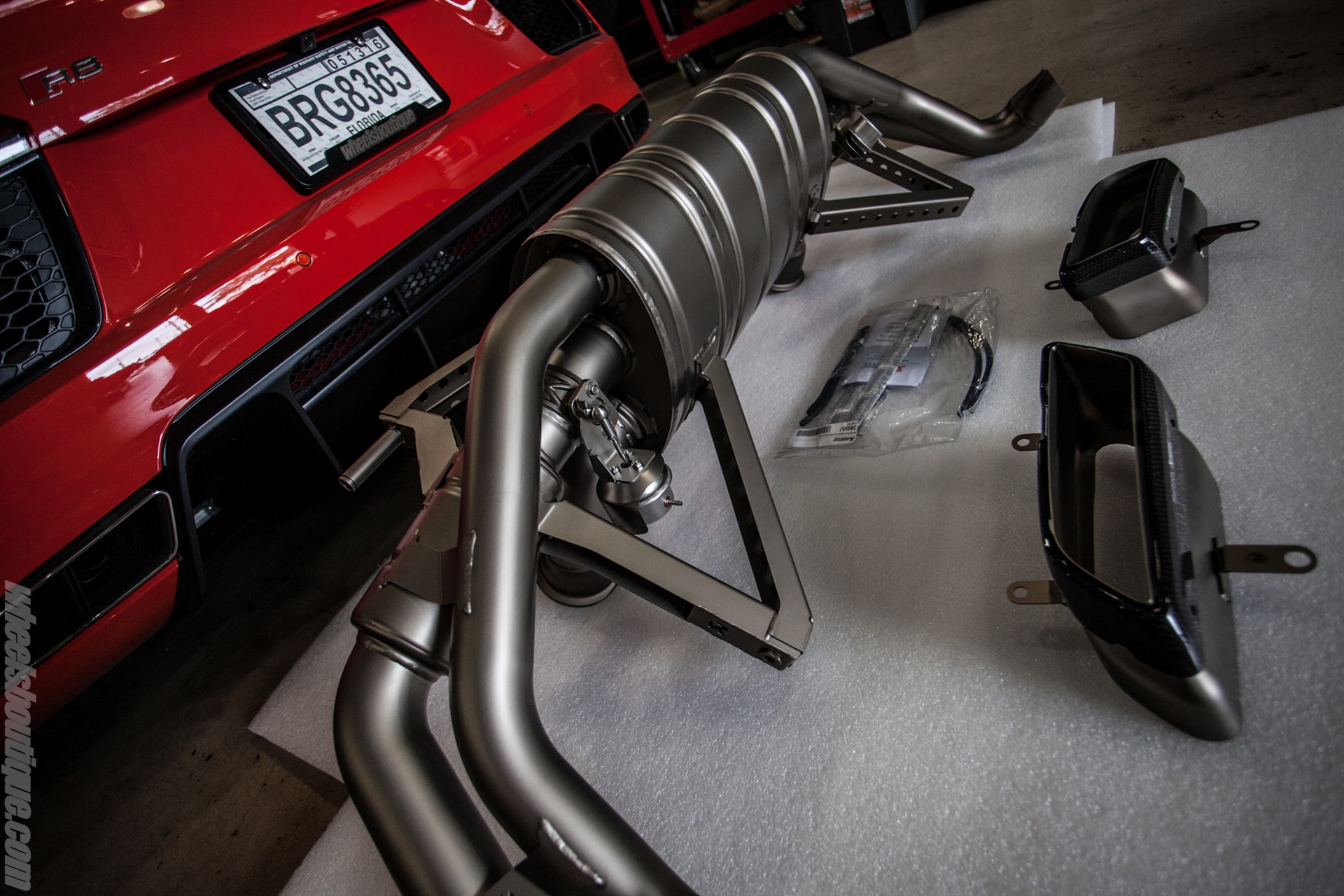 Akrapovic Exhaust Install – Audi R8 V10 (2017)