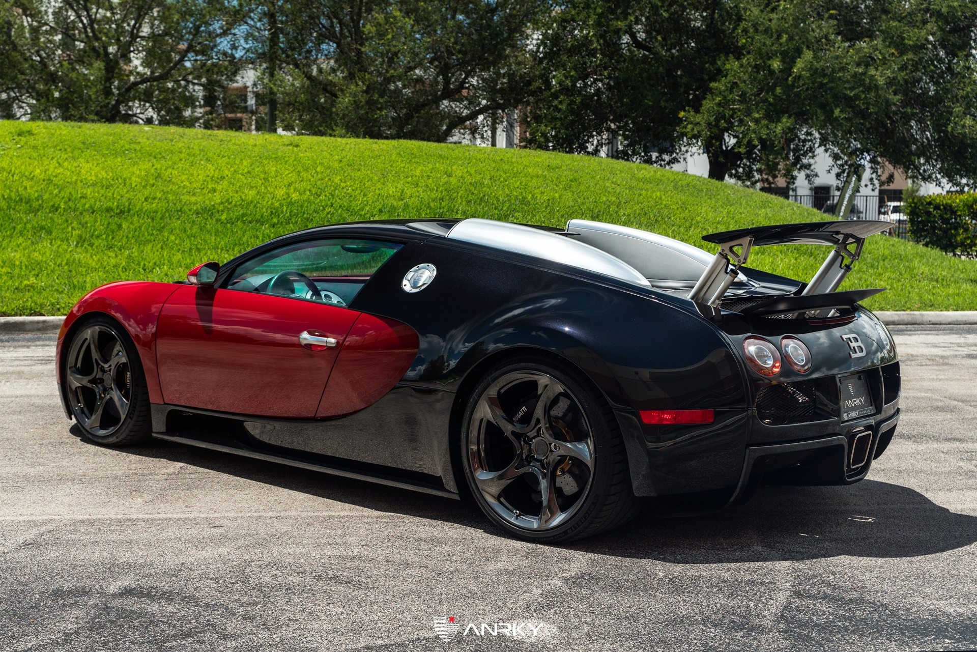 Bugatti Veyron | on ANRKY XR-105 | Mirror Polished Smoked