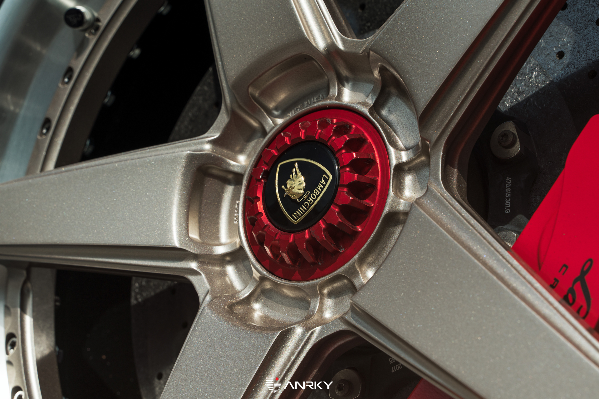 Lamborghini Aventador SV Roadster | Ballon White | ANRKY RS5.3 | Satin White Gold