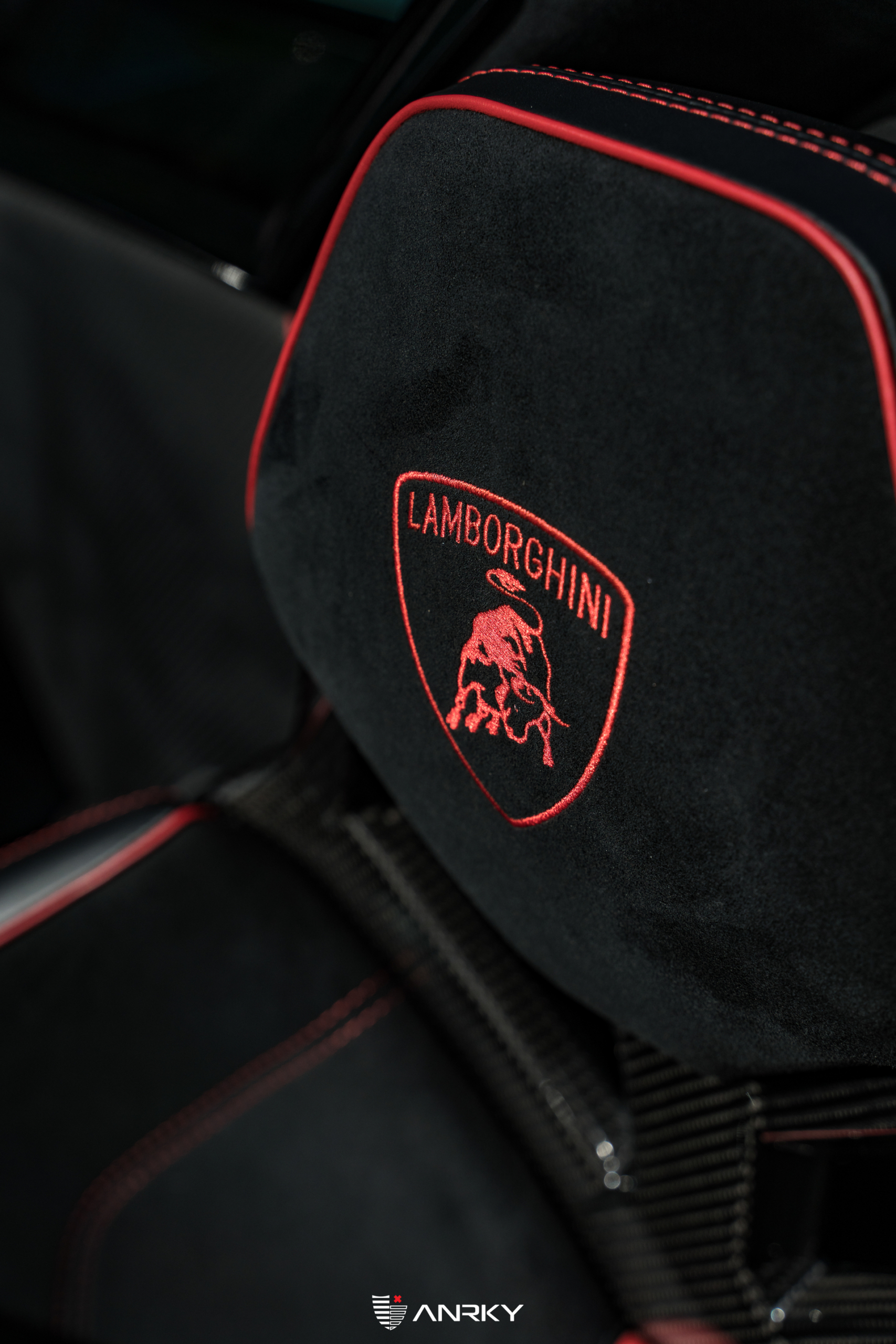 Lamborghini Aventador SV Roadster | Ballon White | ANRKY RS5.3 | Satin White Gold