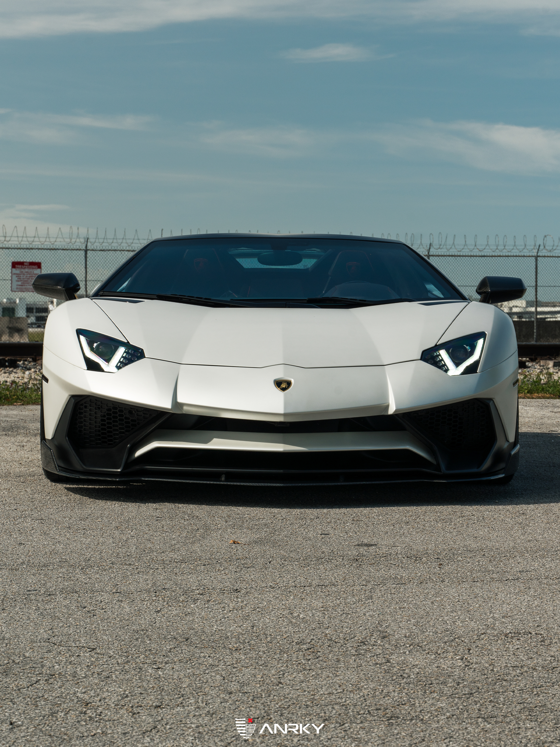 Lamborghini Aventador SV Roadster | Ballon White | ANRKY RS5.3 | Satin White Gold