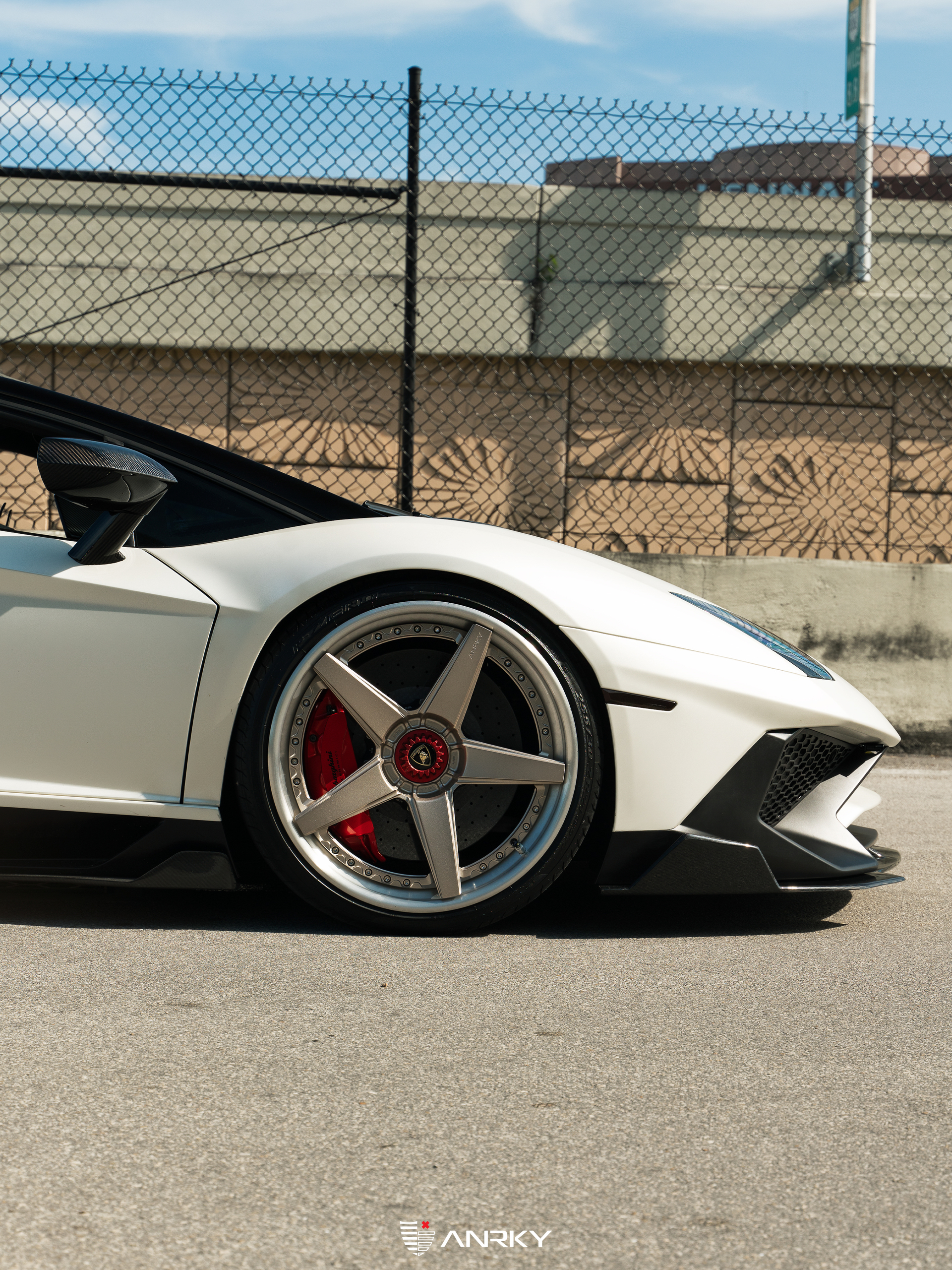 Lamborghini Aventador SV Roadster | Ballon White | ANRKY RS5.3 | Satin White Gold