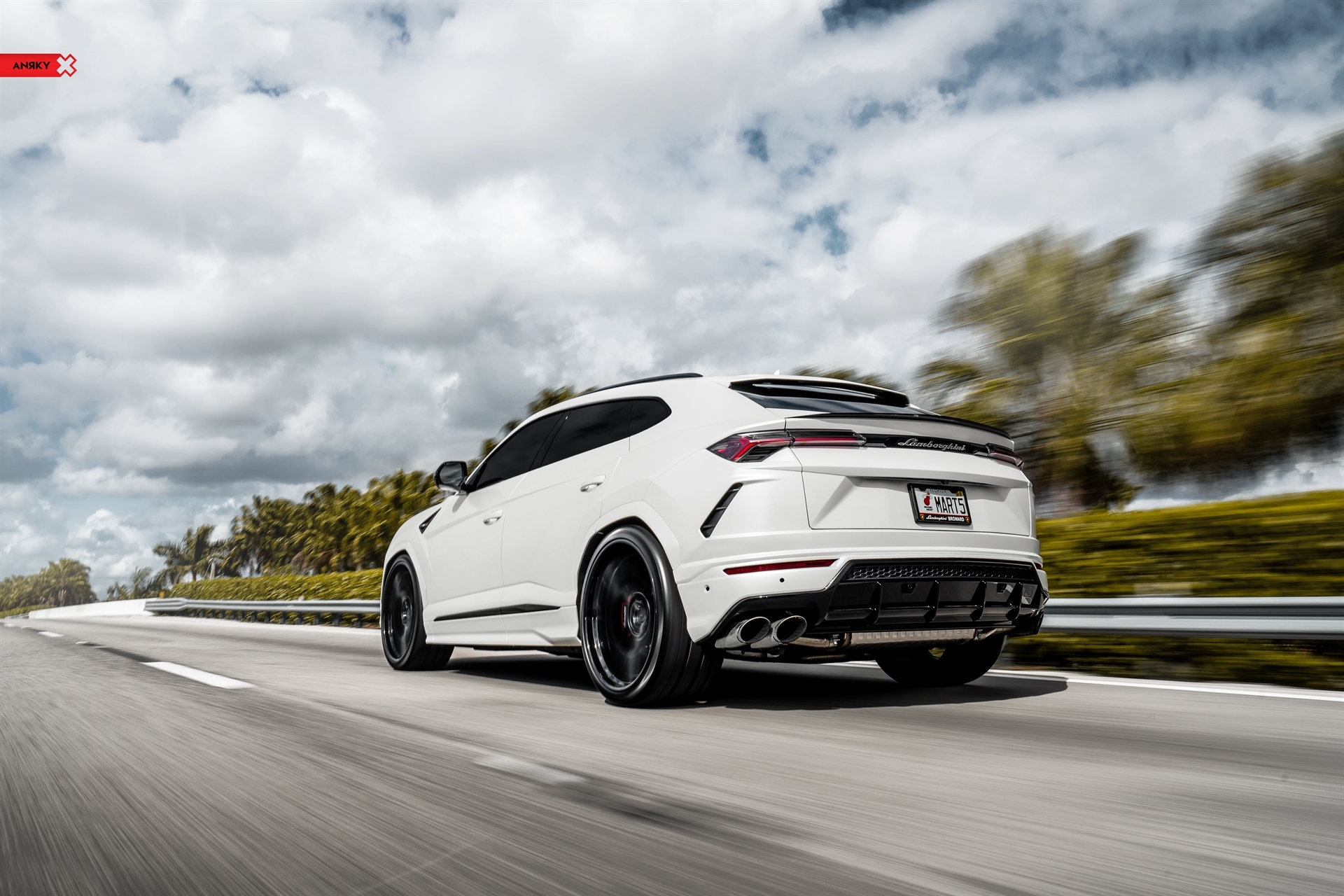 Lamborghini Urus – AN30 SeriesTHREE