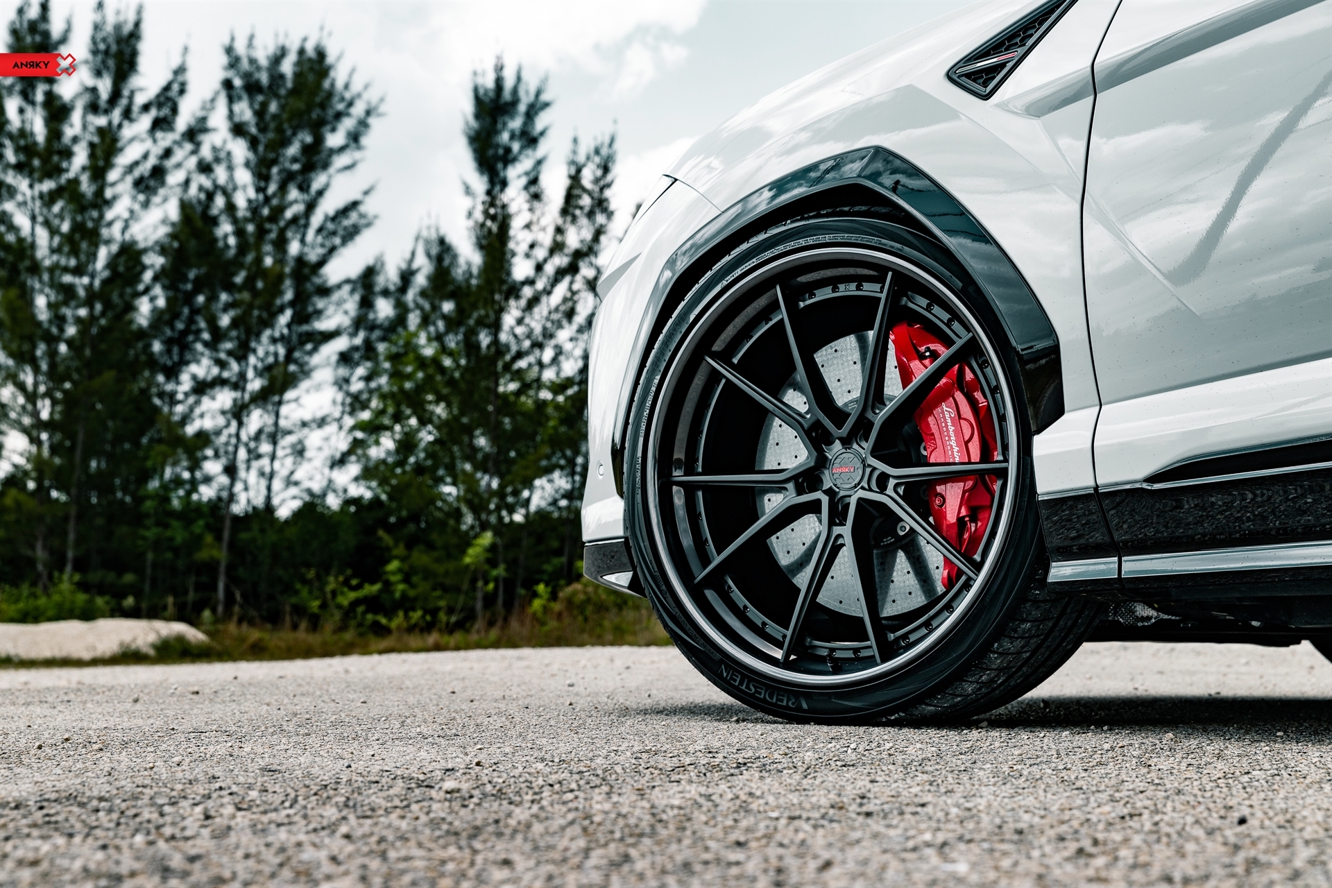 Lamborghini Urus – AN32 SeriesTHREE