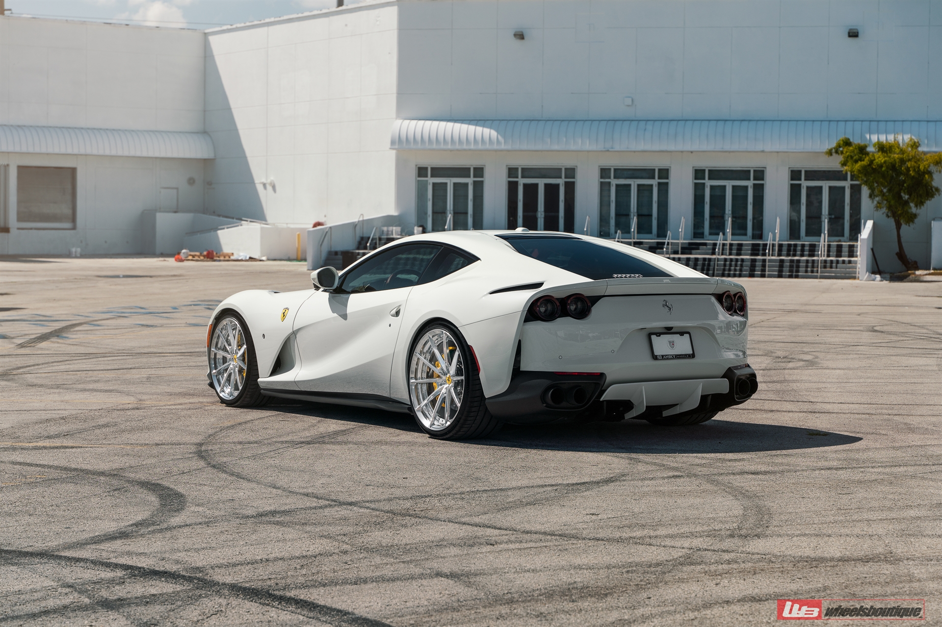 ANRKY AN28 | Ferrari 812 Superfast 1