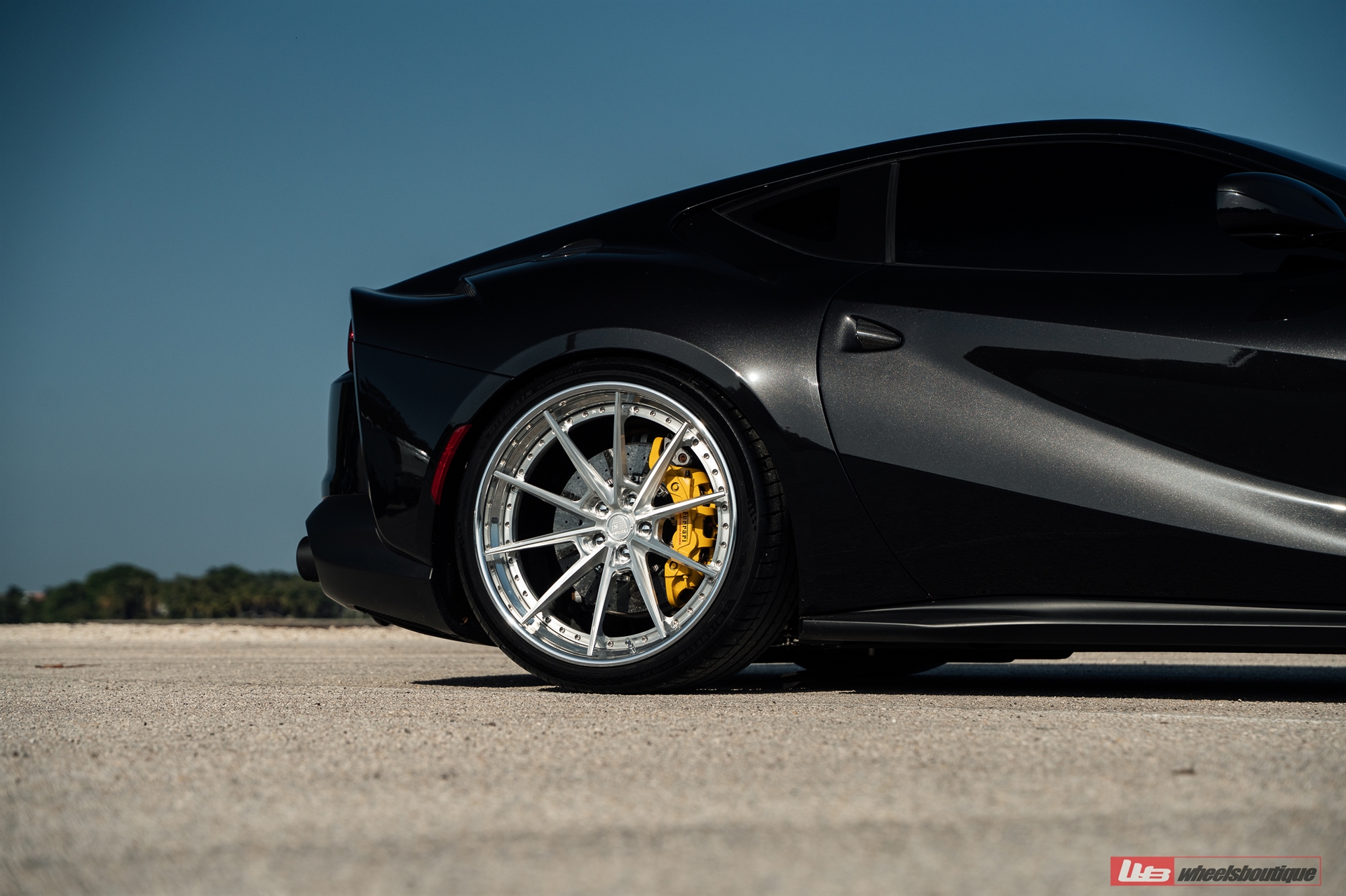 ANRKY AN38 | Ferrari 812 Superfast 1