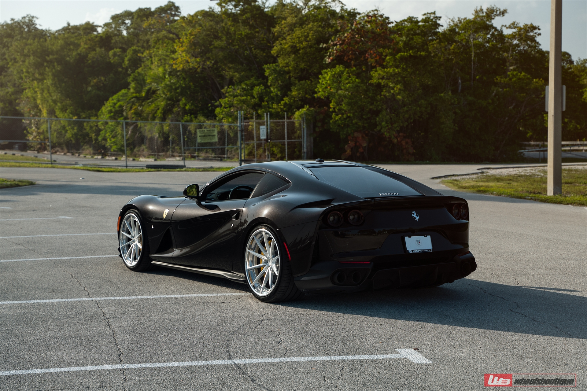 ANRKY AN38 | Ferrari 812 Superfast 1