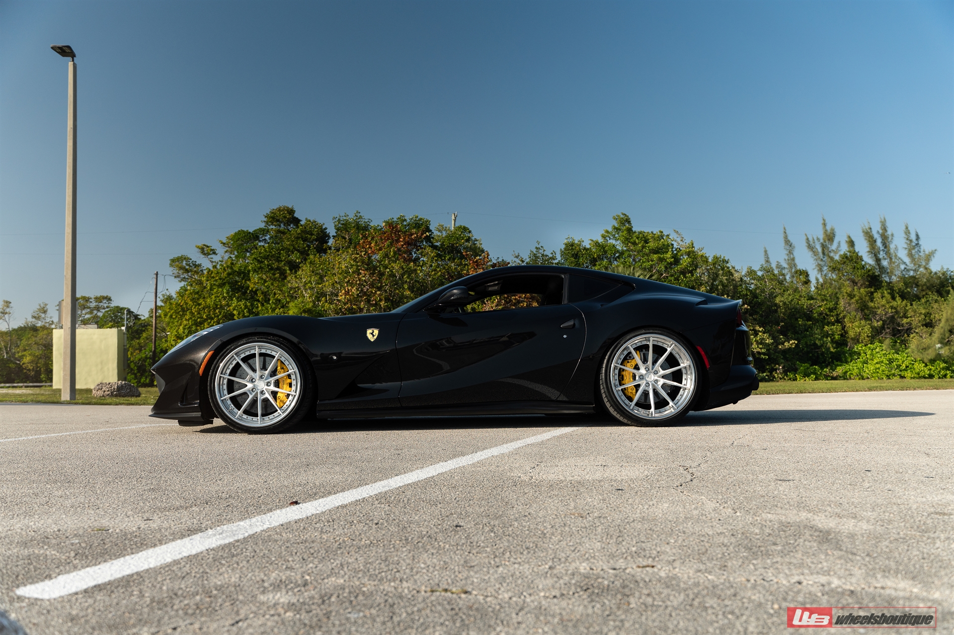 ANRKY AN38 | Ferrari 812 Superfast 1