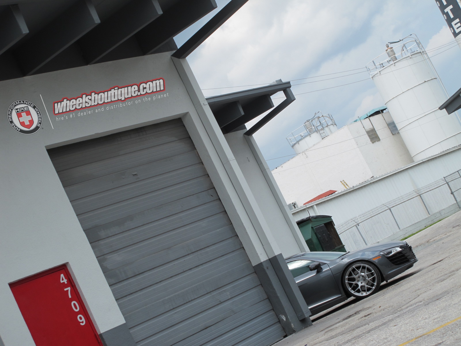 HRE P40SC Conical Rims in brushed silver