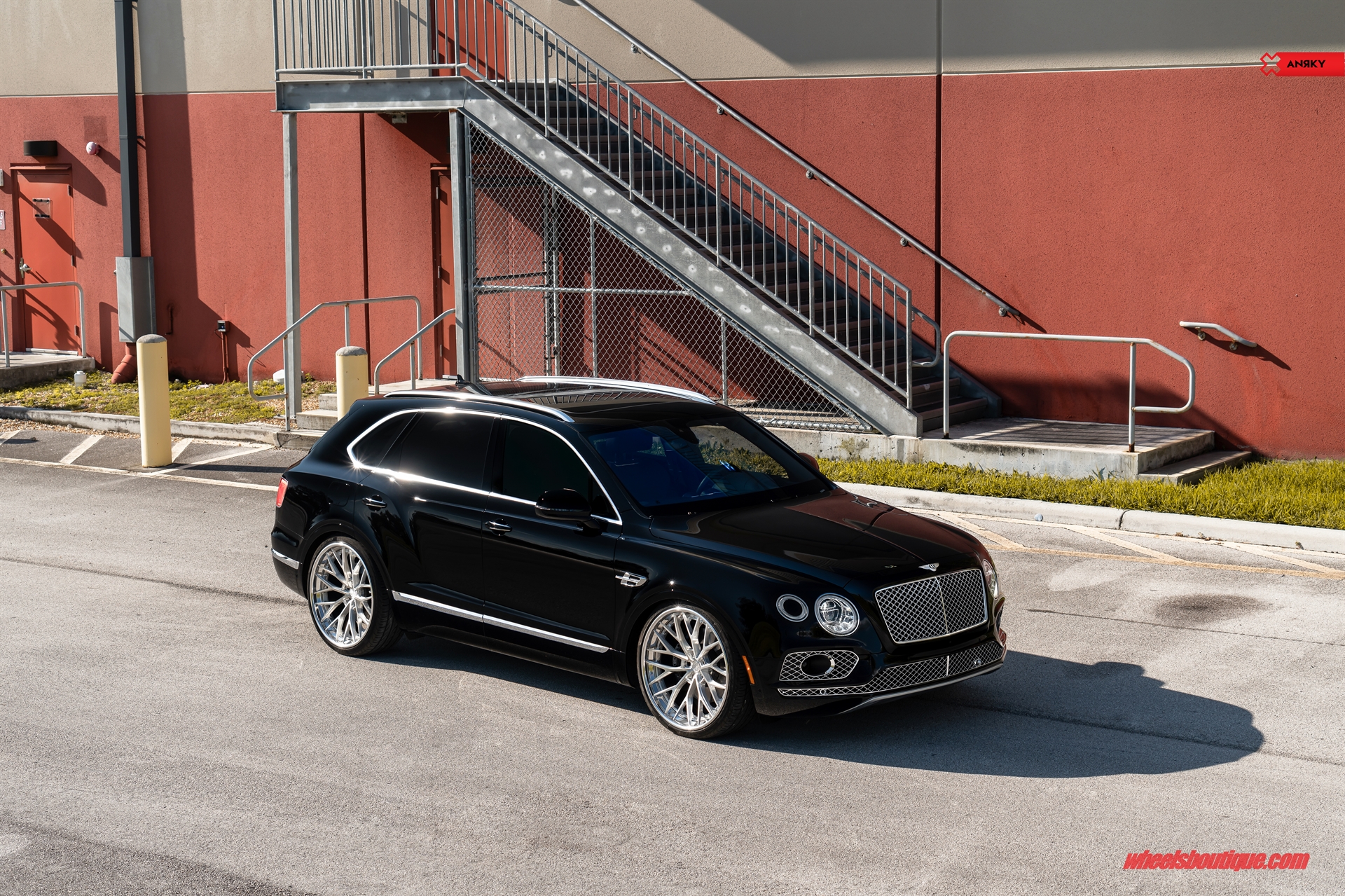 ANRKY AN30 | Bentley Bentayga