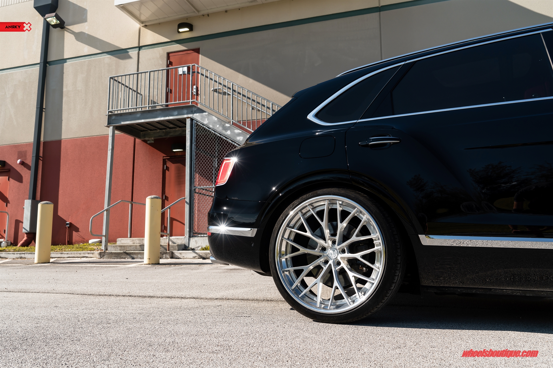 ANRKY AN30 | Bentley Bentayga