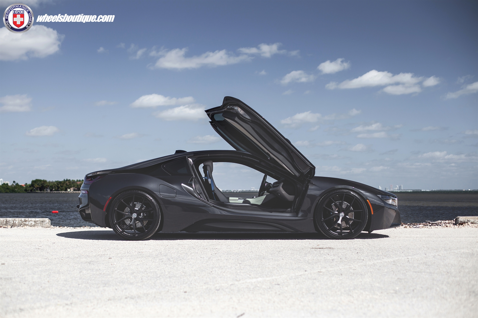 HRE P101 – Black Out | BMW i8