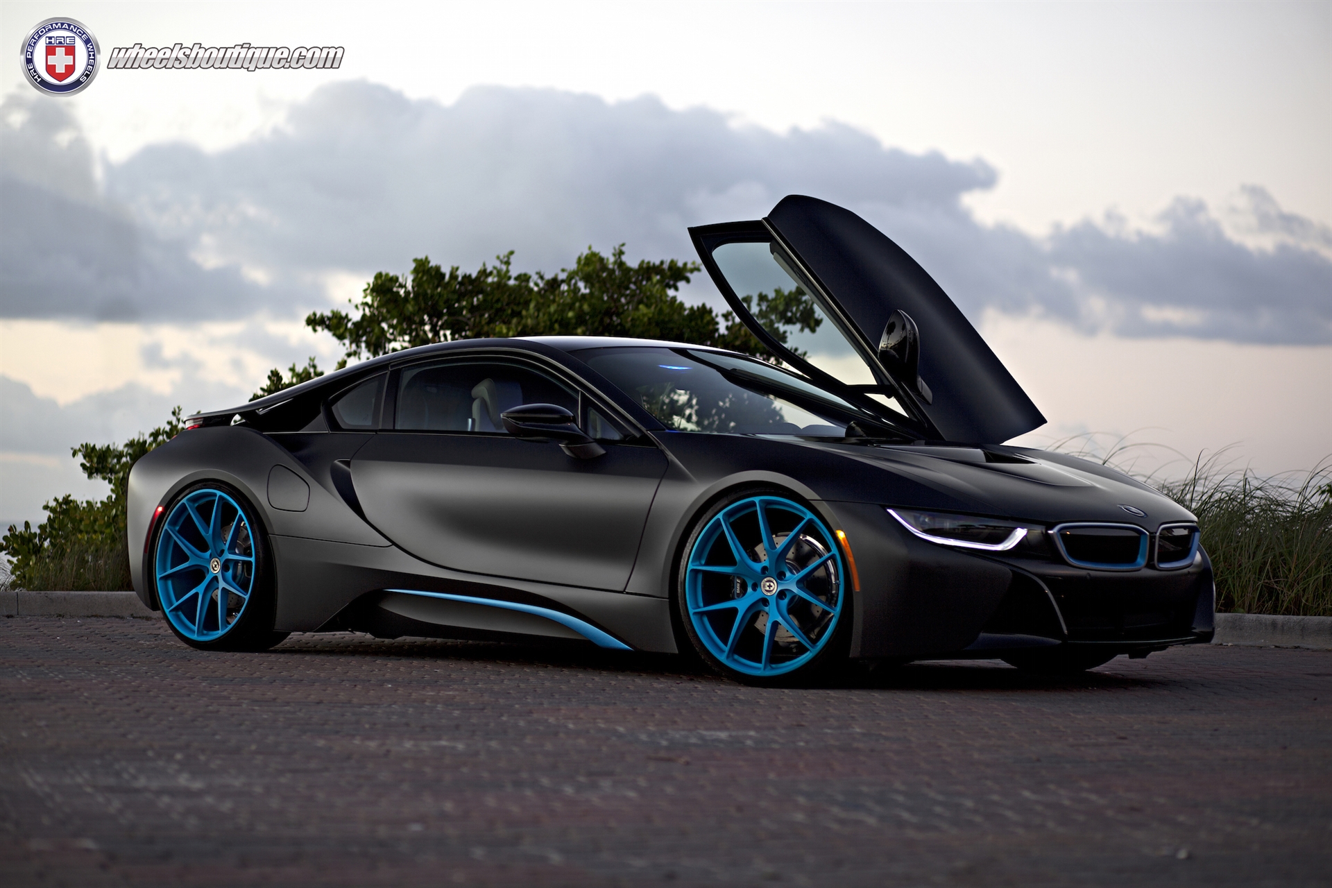 HRE P101 | BMW i8