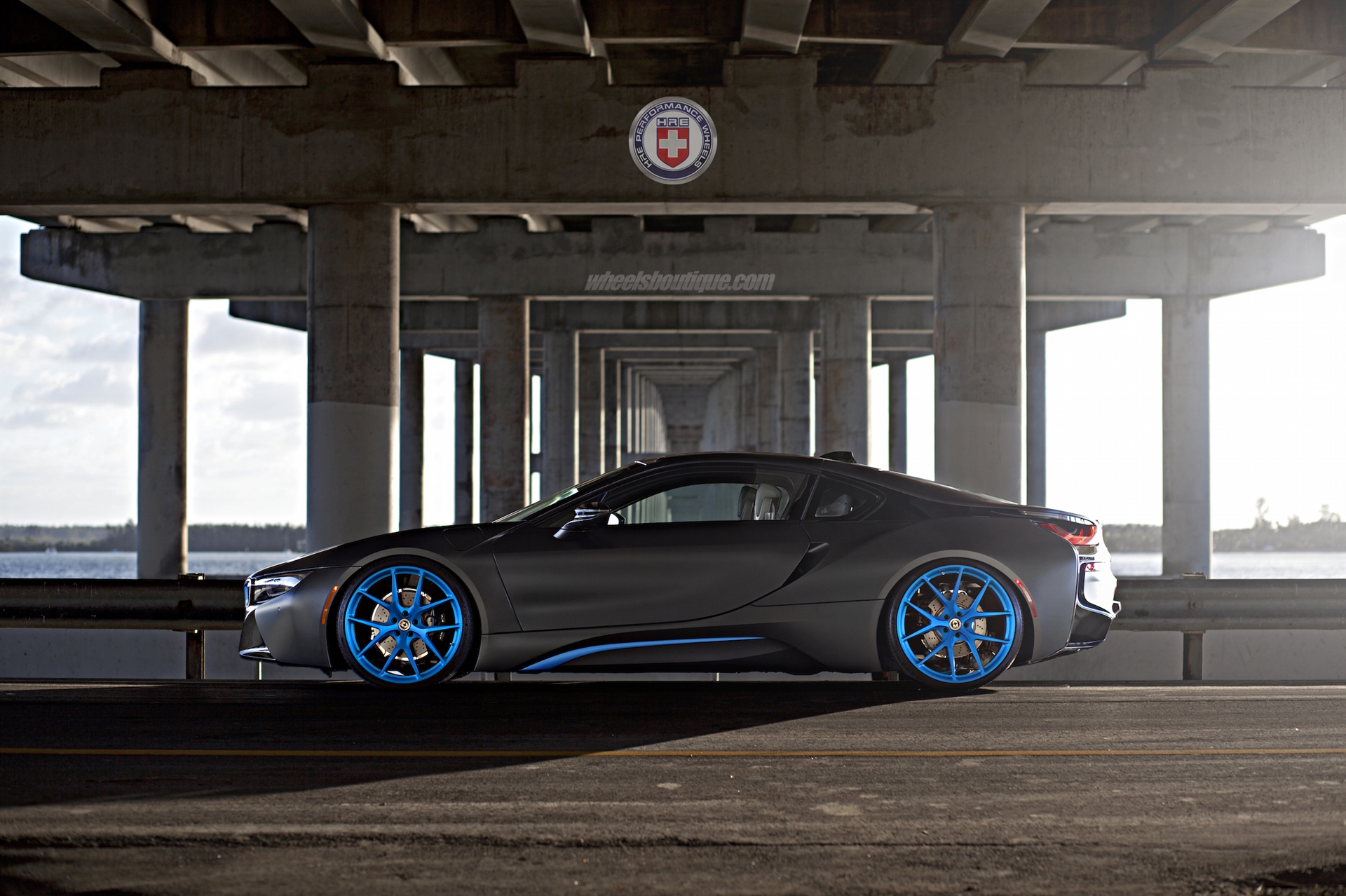 HRE P101 | BMW i8