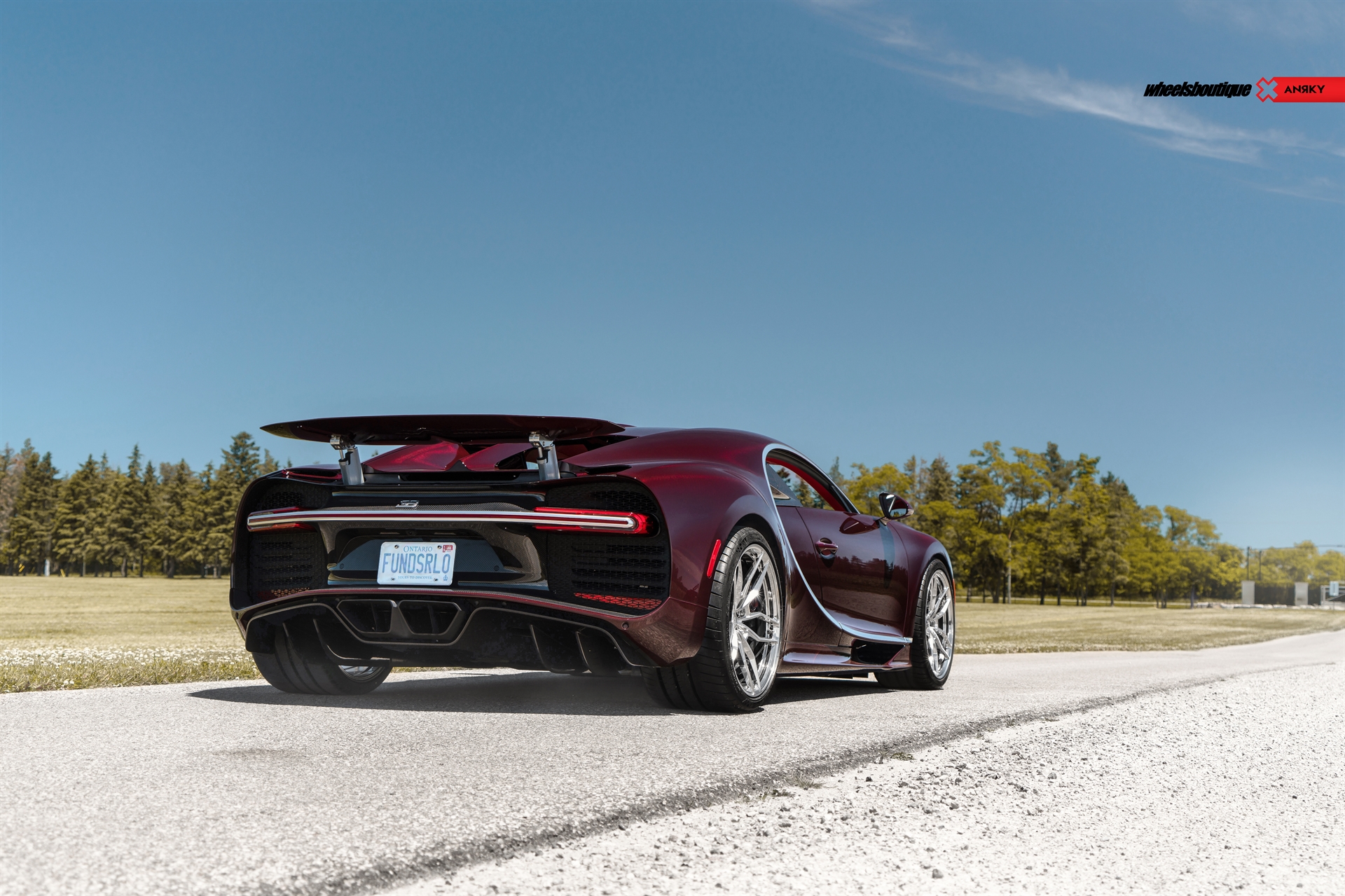 Bugatti Chiron | on ANRKY AN11 | Brushed Clear Center + Polished Clear Windows