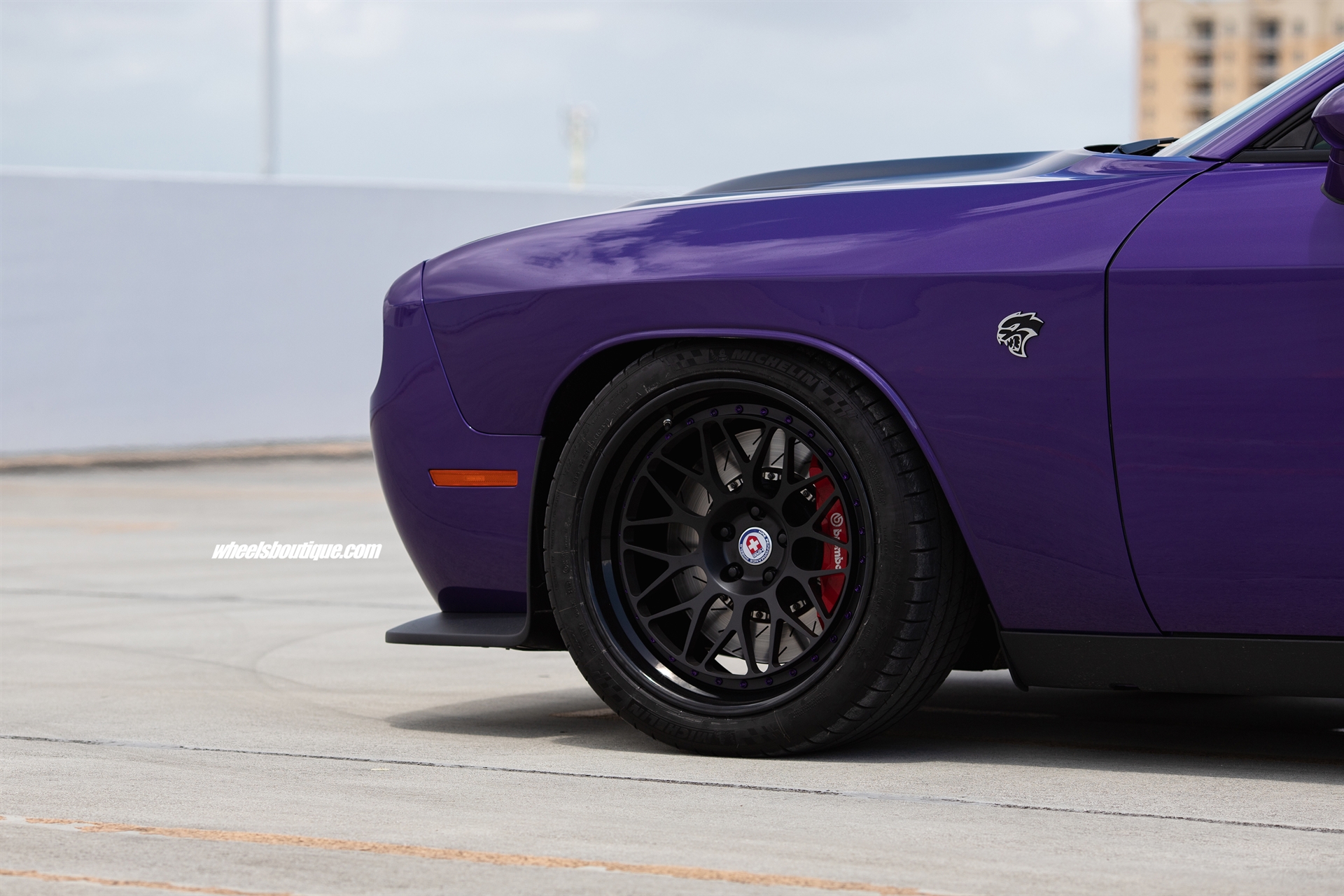 HRE Classic 300 | Dodge Challenger Hellcat (Widebody)