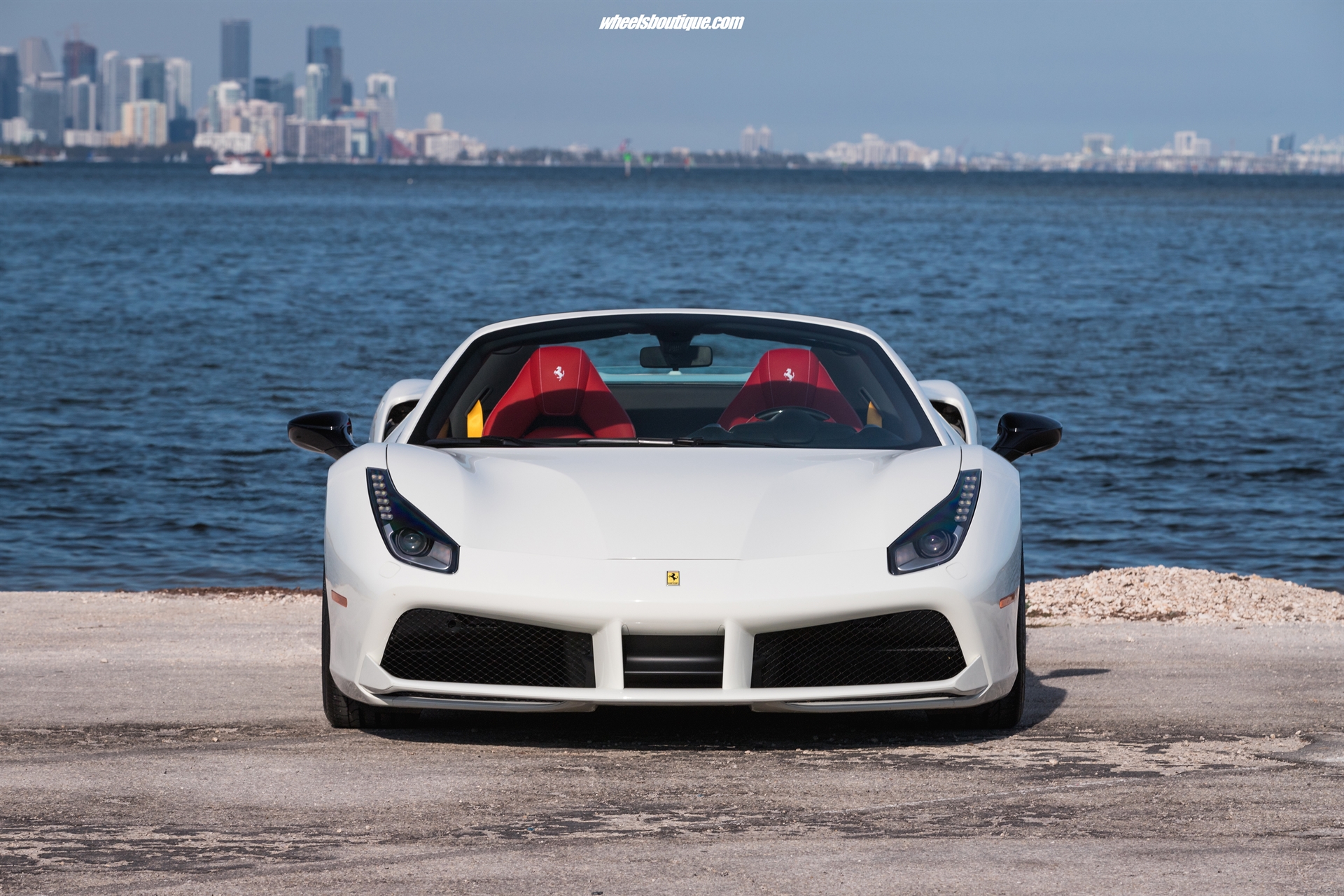 Ferrari 488 Spyder | Bianco Avus | on HRE P201 | Polished Bronze