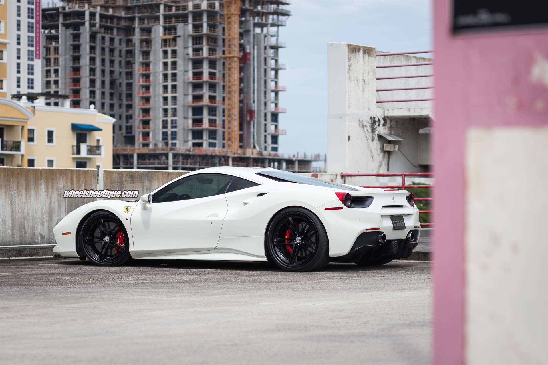 Ferrari 488 | Bianco Avus | on HRE S207 | Satin Black