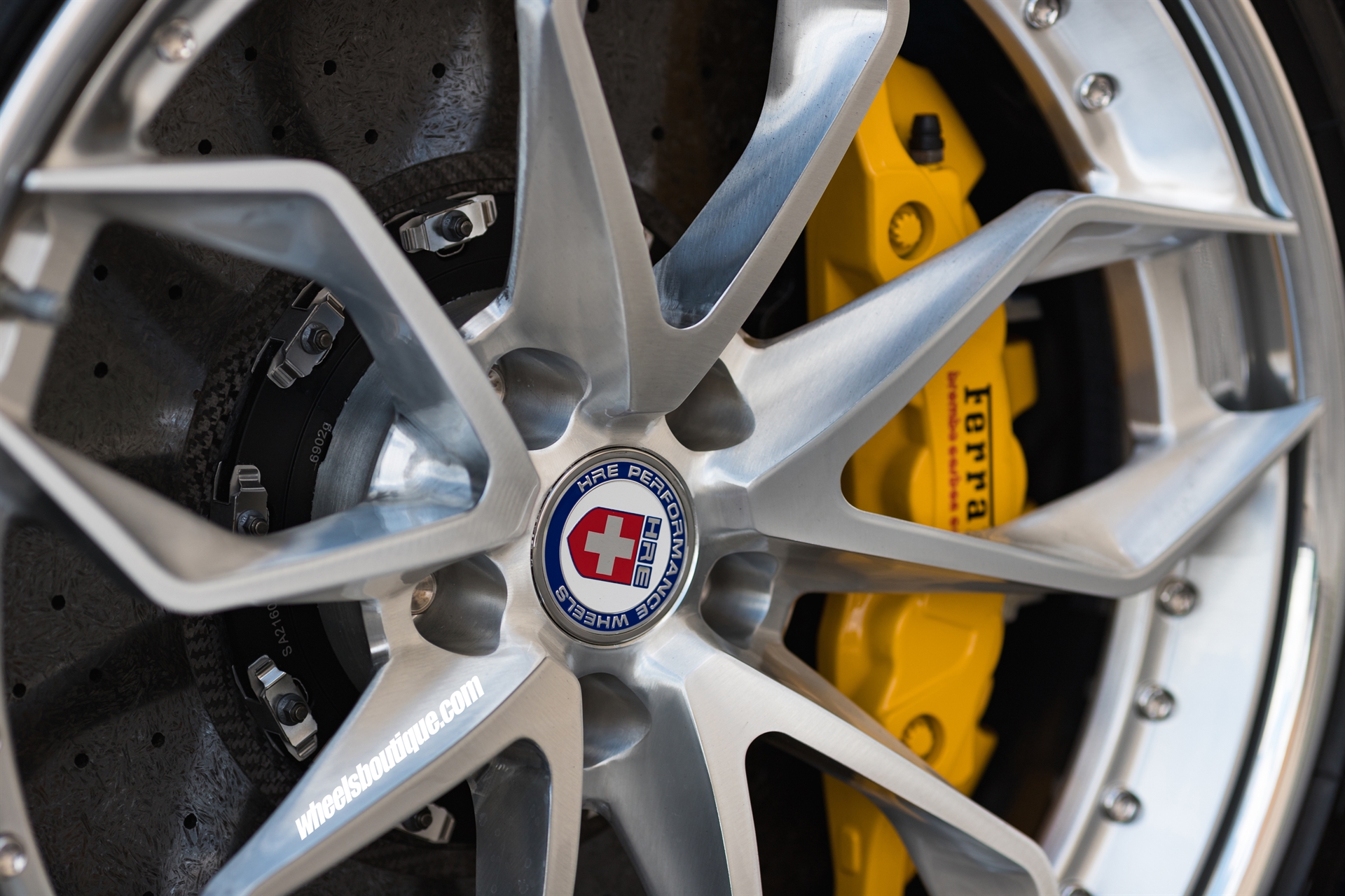 Ferrari 488 Spider | Blu Corza | on HRE S201 | Brushed Clear