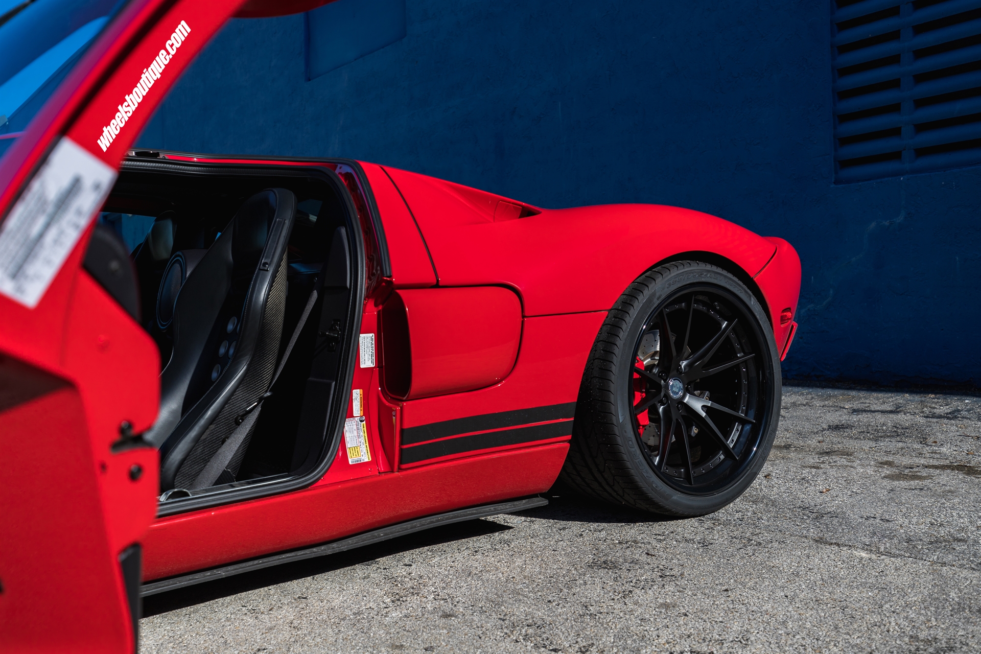 HRE S104 | Red Ford GT
