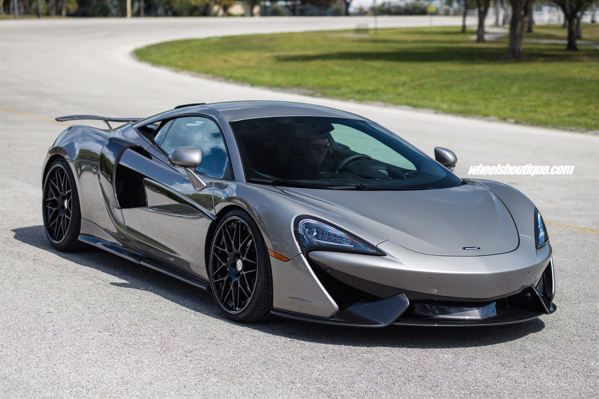 HRE RS100 w/ Full Novitec Kit | McLaren 570S