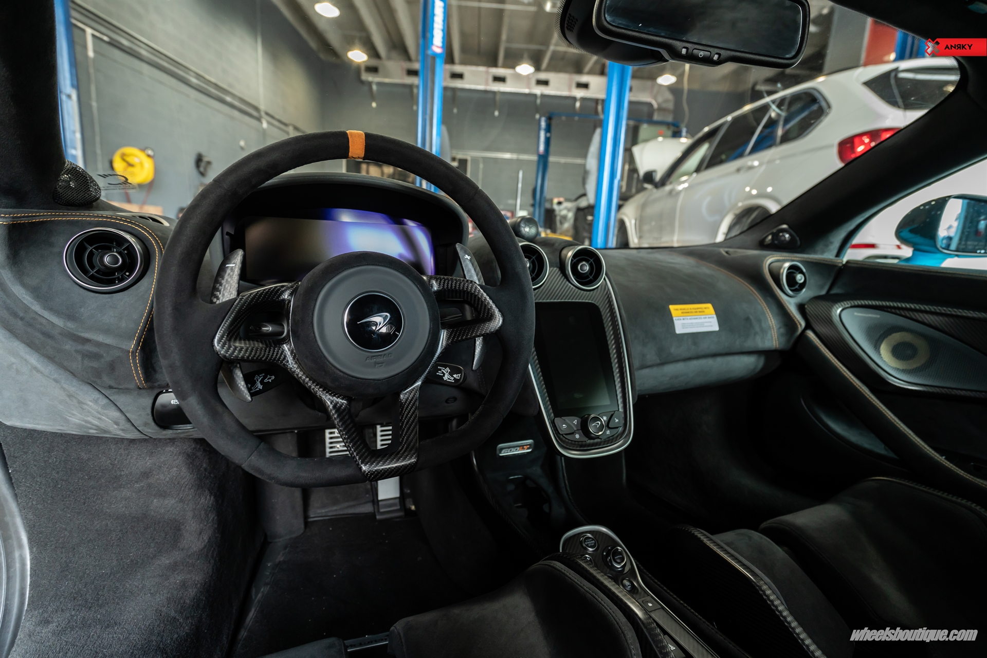 ANRKY AN11 | McLaren 600LT Miami Blue