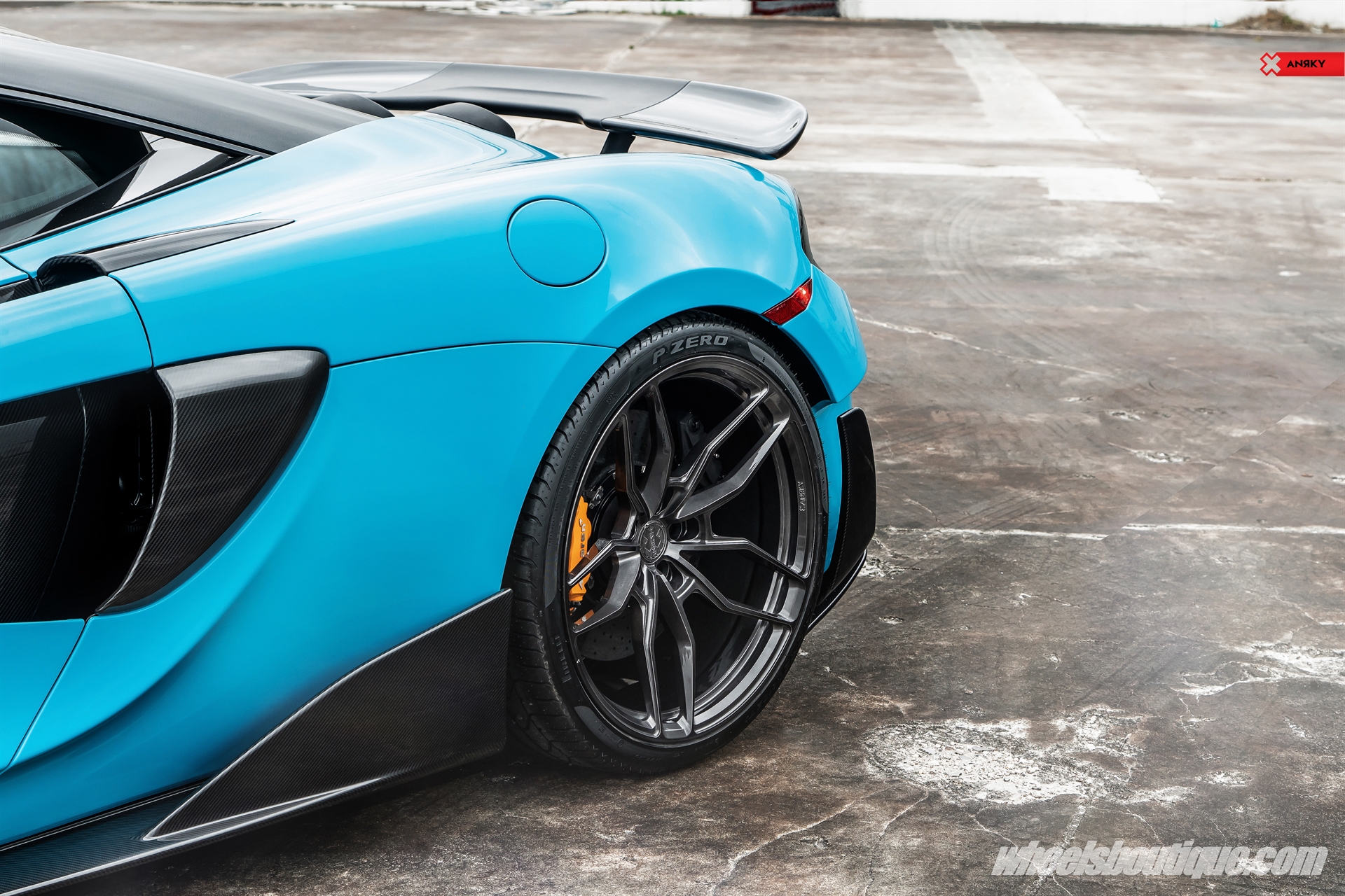 ANRKY AN11 | McLaren 600LT Miami Blue