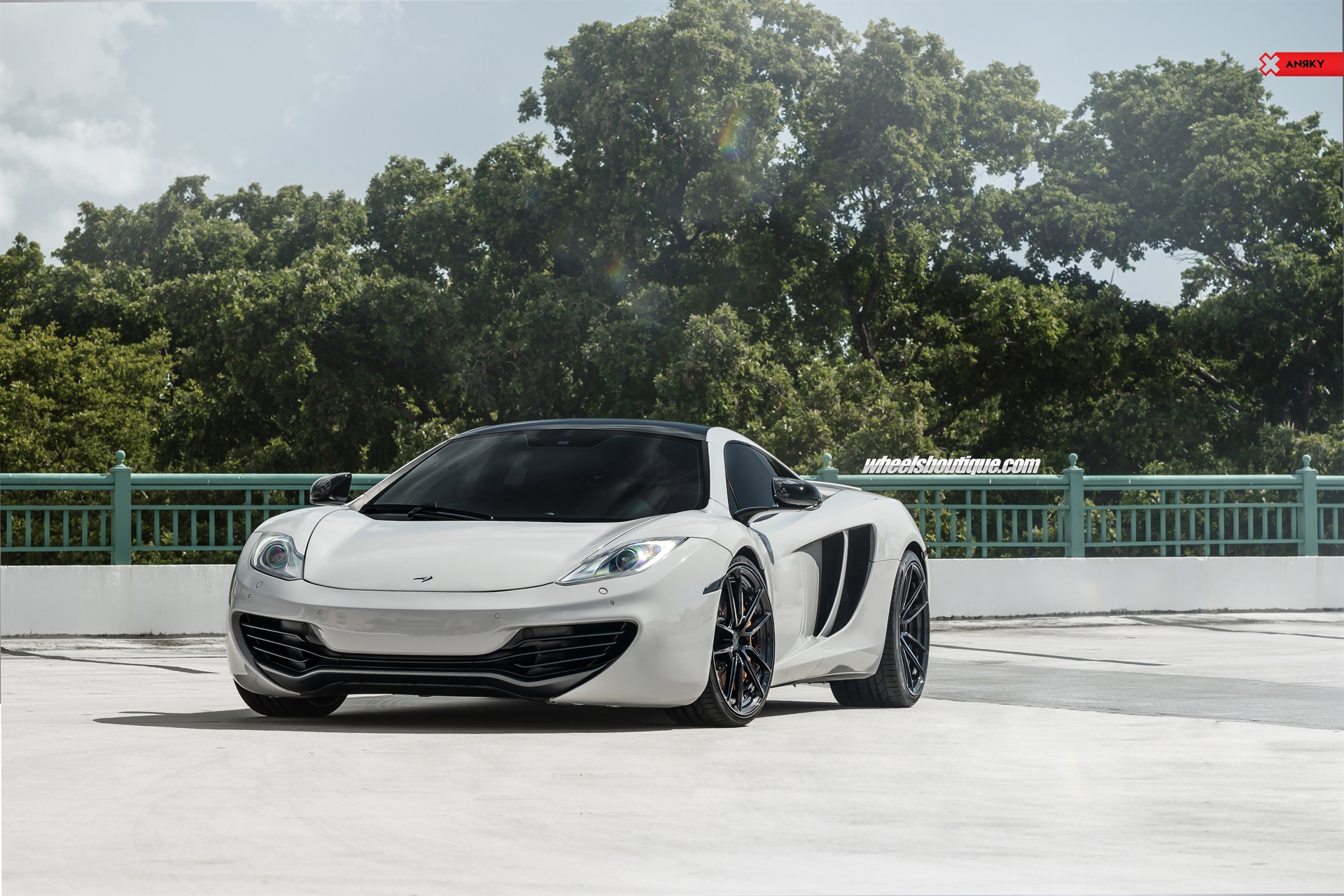 ANRKY AN24 | McLaren MP4-12C