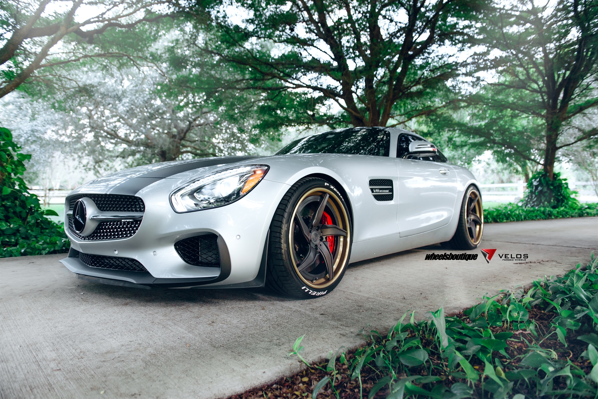 Velos Designwerks D5 3pc Floating Spoke | Mercedes AMG GT-S