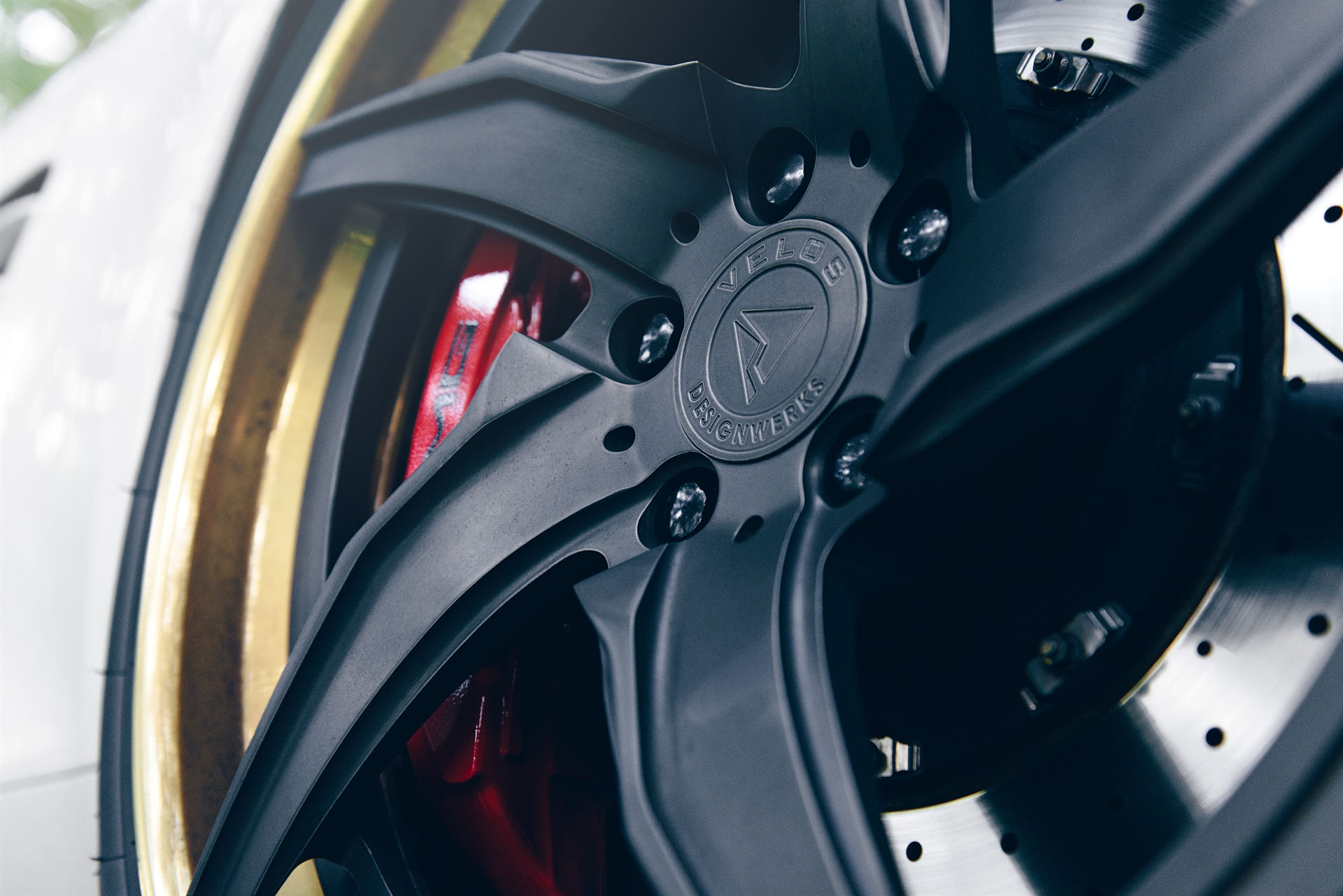 Velos Designwerks D5 3pc Floating Spoke | Mercedes AMG GT-S