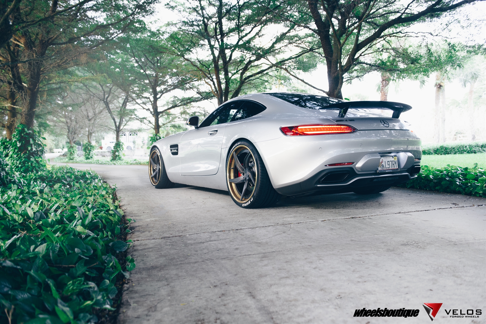 Velos Designwerks D5 3pc Floating Spoke | Mercedes AMG GT-S