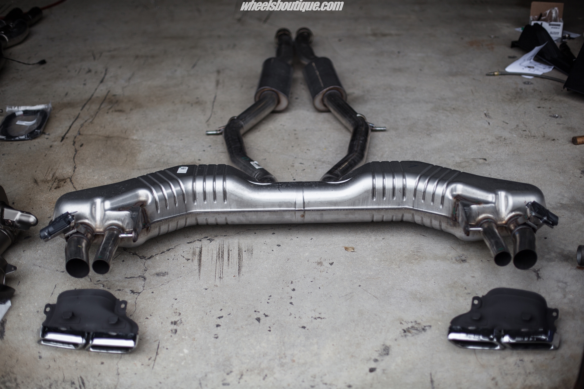 HRE P104 with Akrapovic Exhaust | Mercedes S63 AMG Cabrio