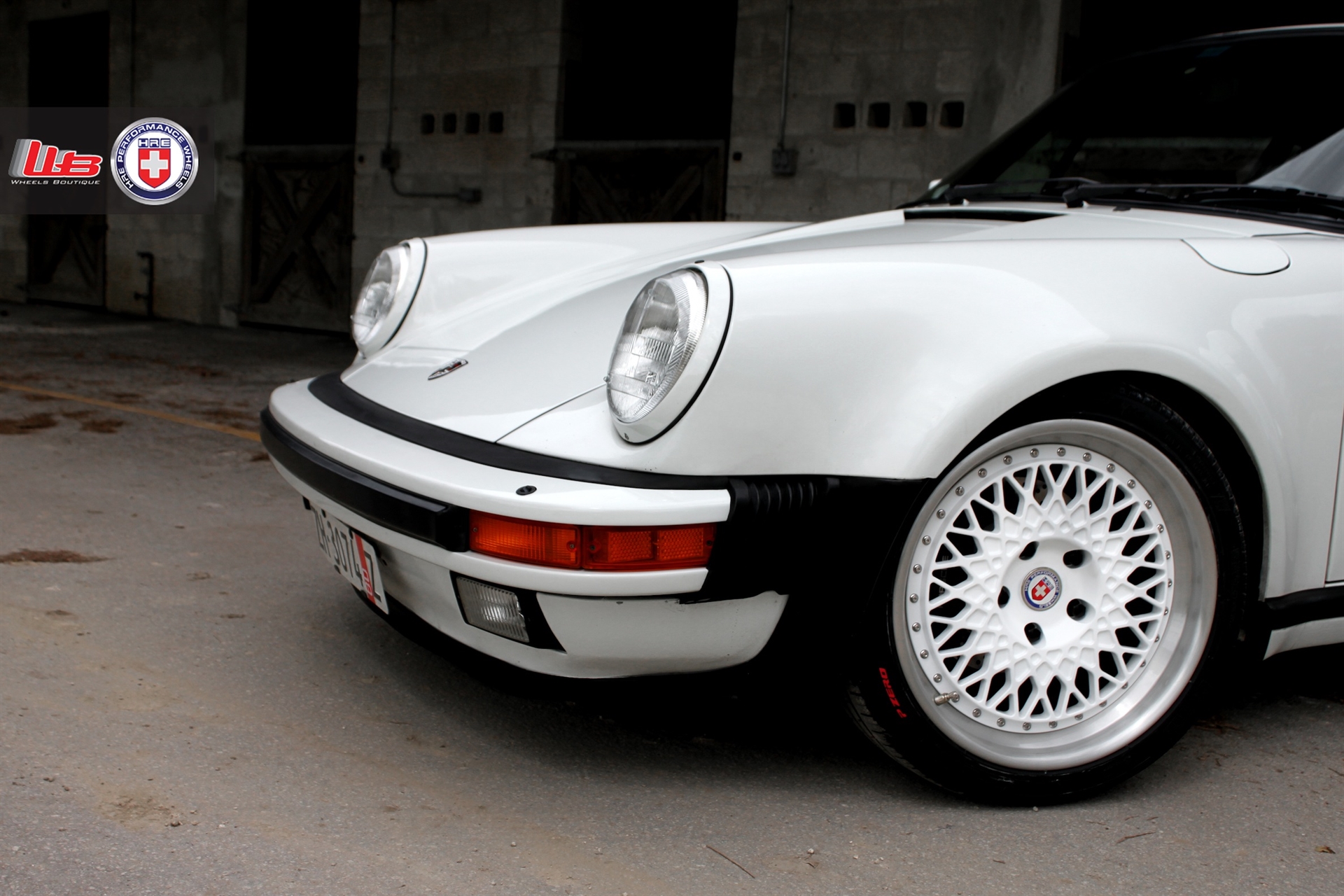 PORSCHE 930 TURBO ON HRE 501