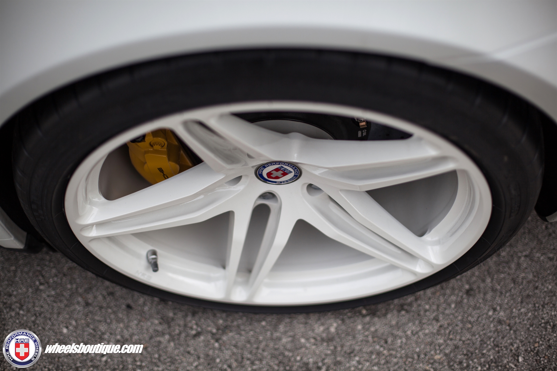 HRE P107 | White Porsche 991 Turbo S