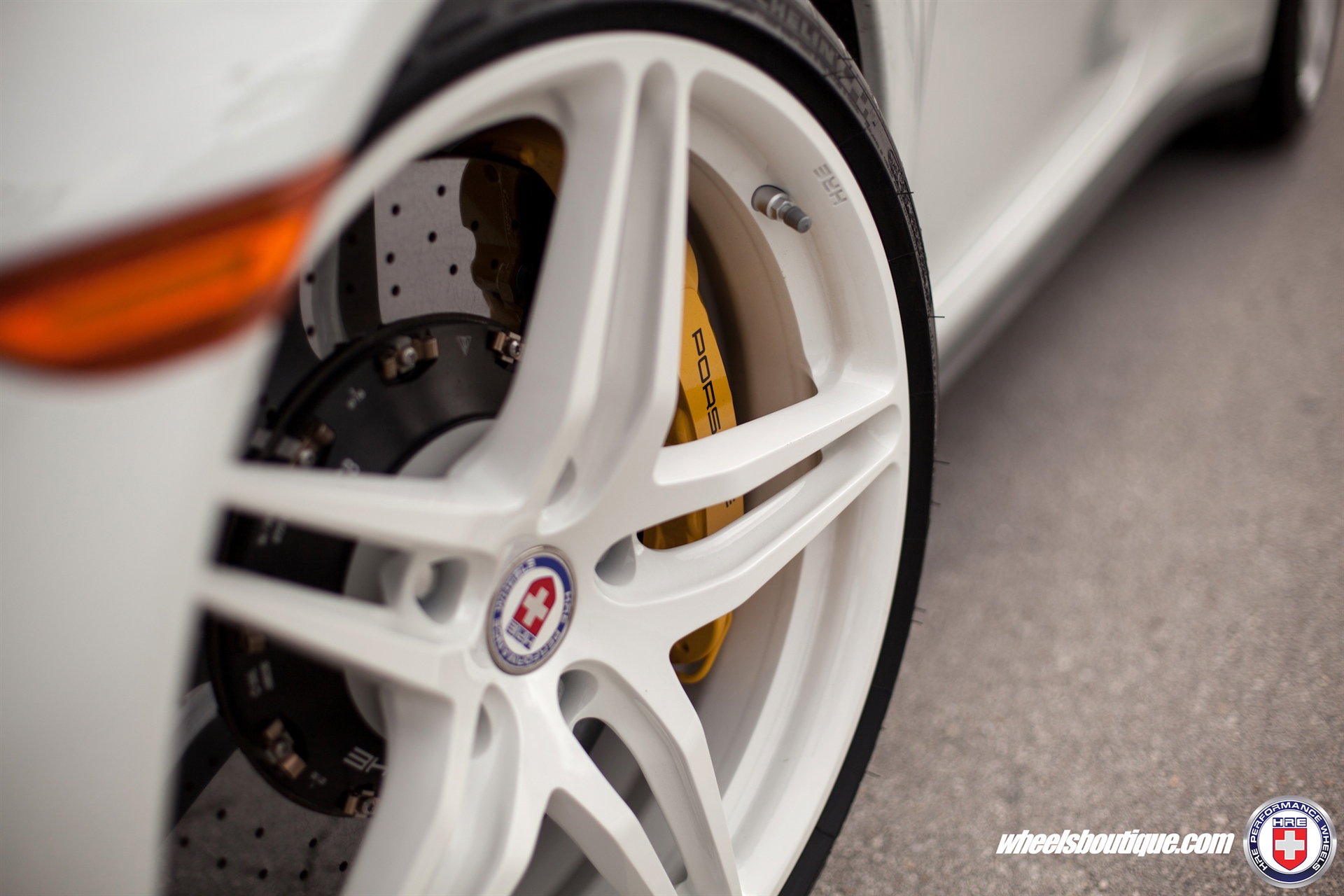 HRE P107 | White Porsche 991 Turbo S