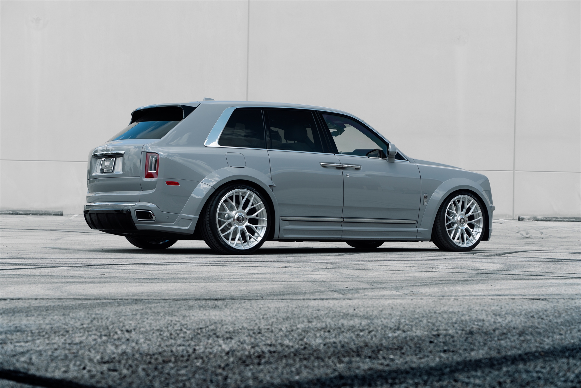 Rolls-Royce Cullinan Novitec Spofec Overdose Widebody