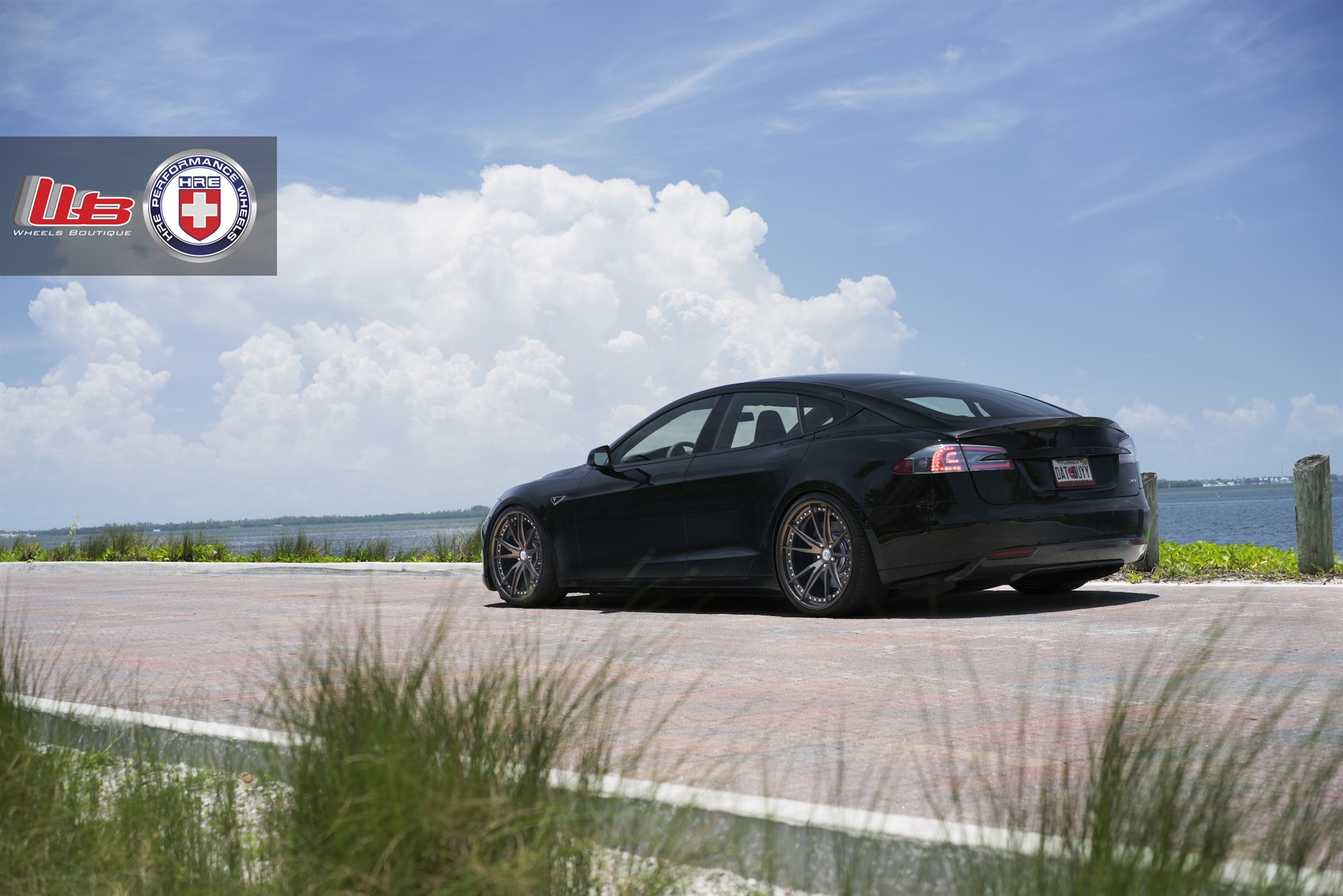 HRE S104 | Tesla Model S P85+